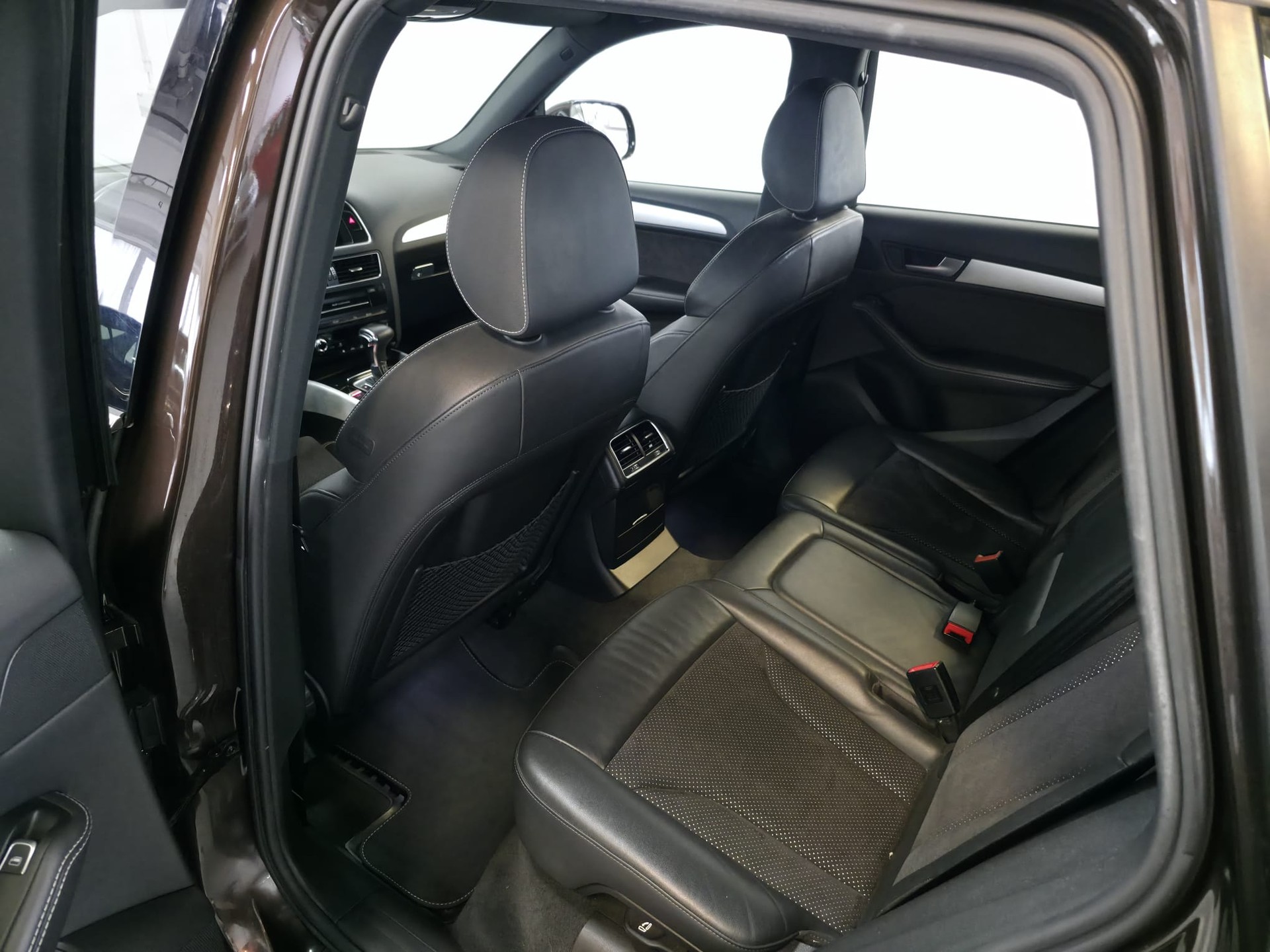 AUDI Q5 2.0 TFSI quattro tiptronic-image-19