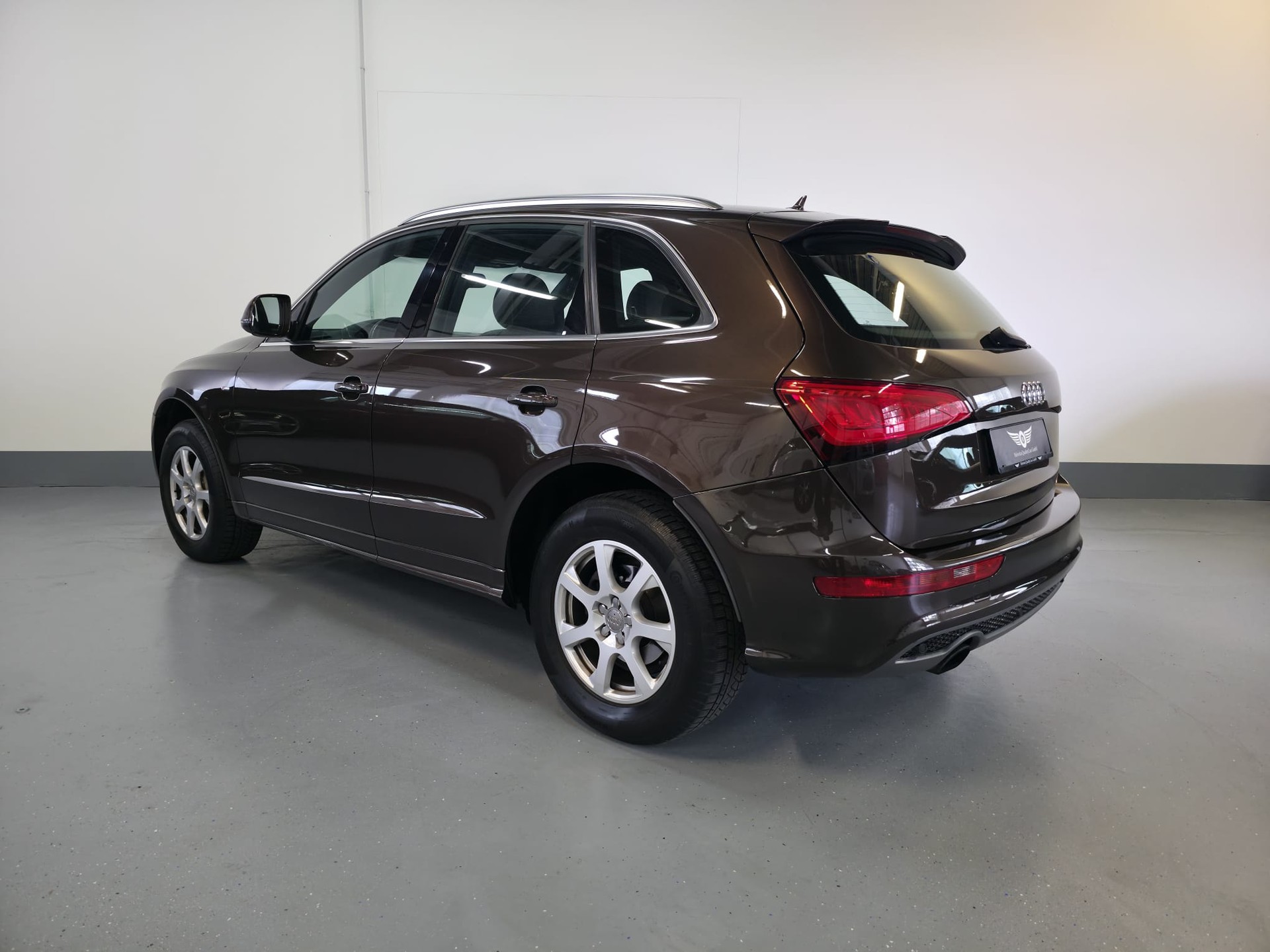 AUDI Q5 2.0 TFSI quattro tiptronic-image-13