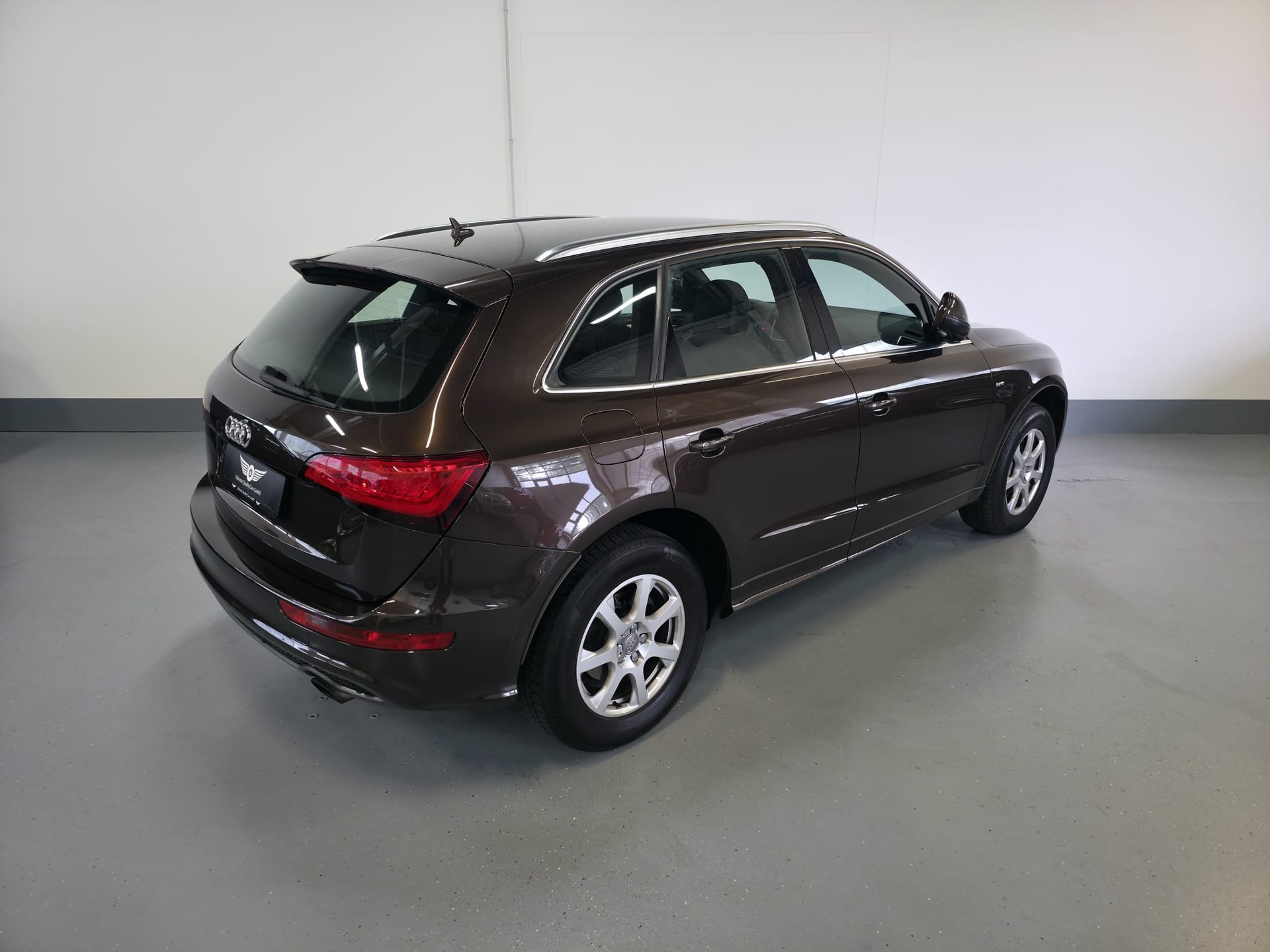 AUDI Q5 2.0 TFSI quattro tiptronic-image-8