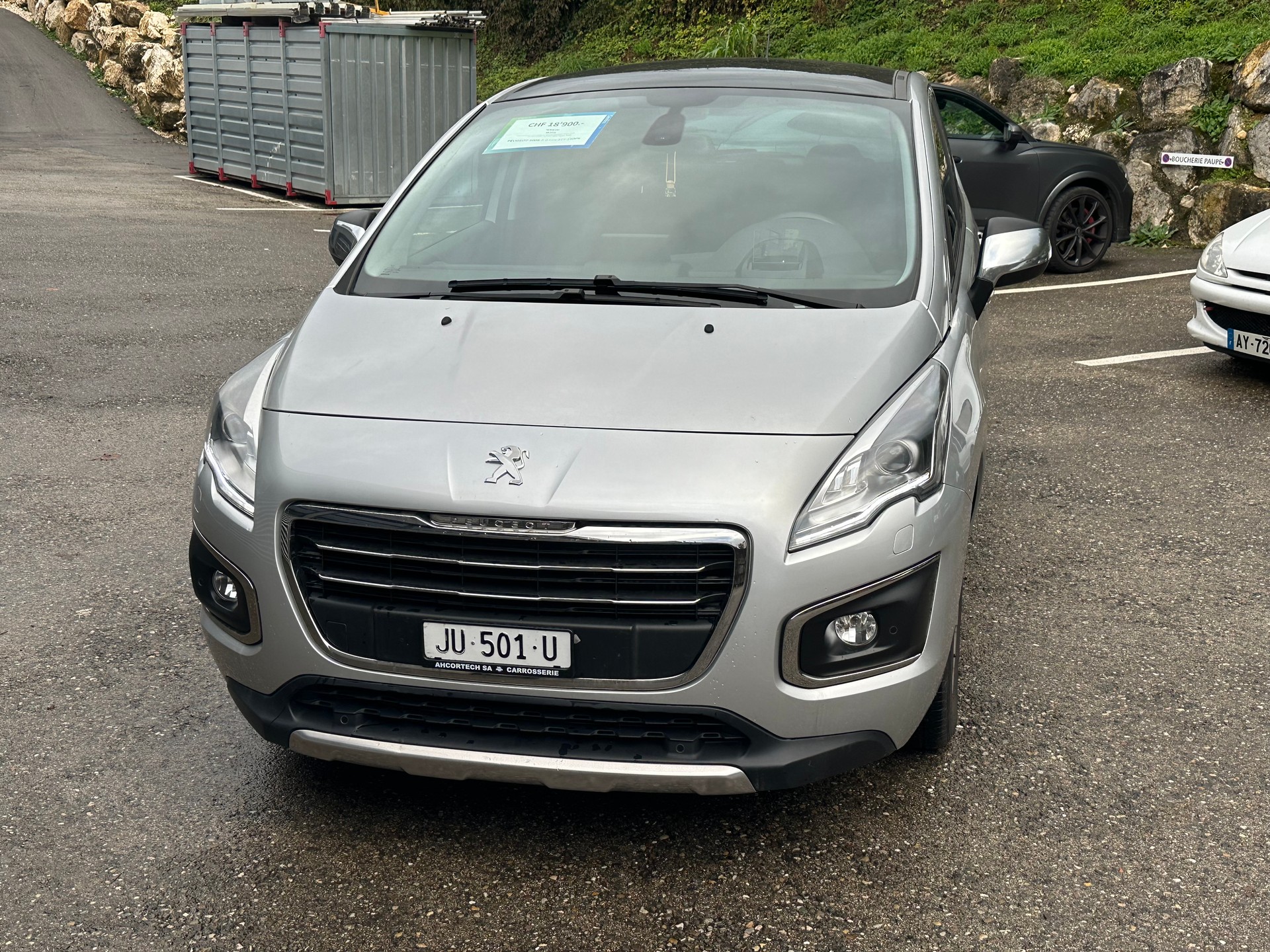 PEUGEOT 3008 2.0 Blue HDI Allure-image-3