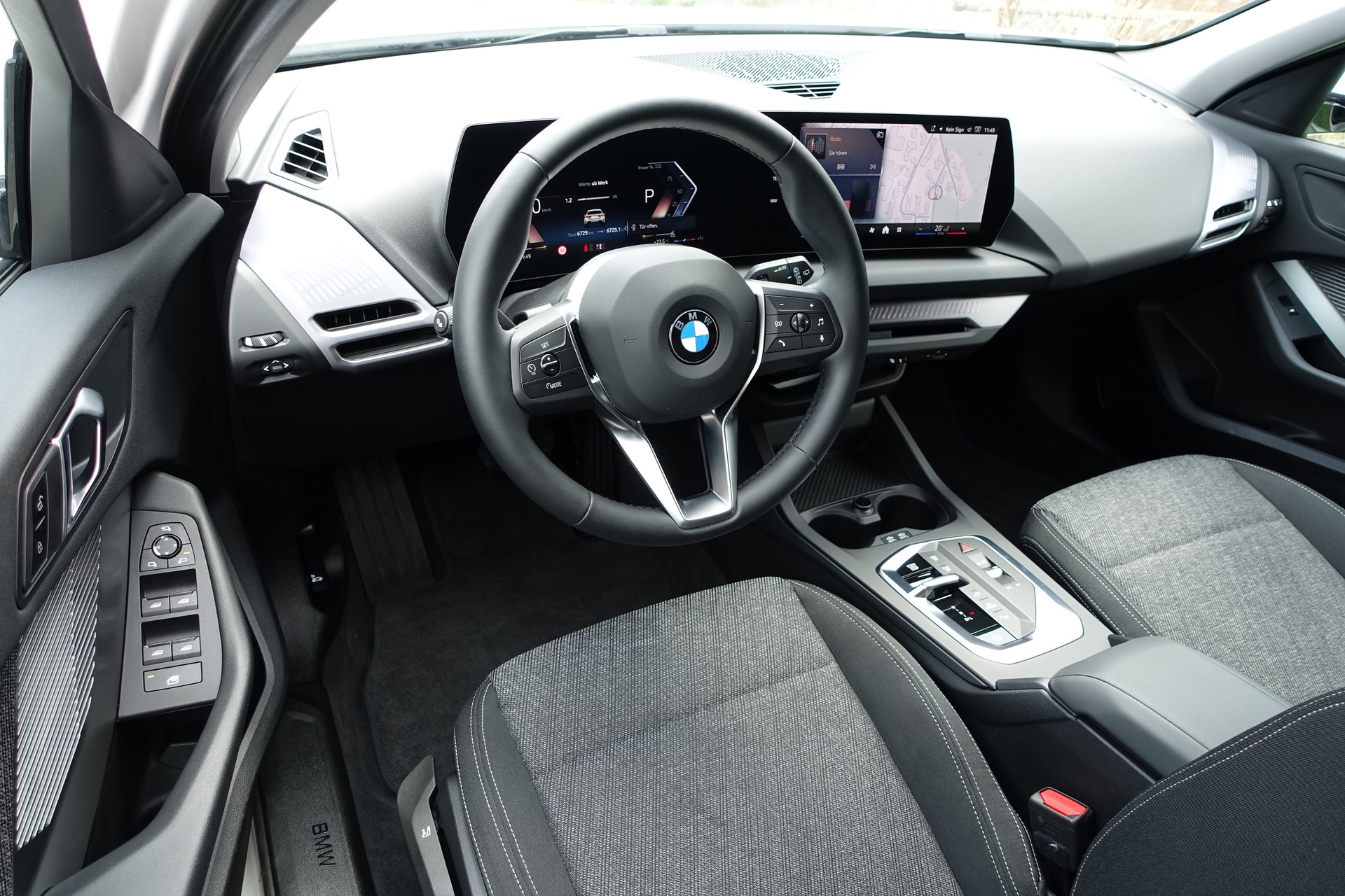BMW 120i M Sport Steptronic *neustes Modell*-image-14