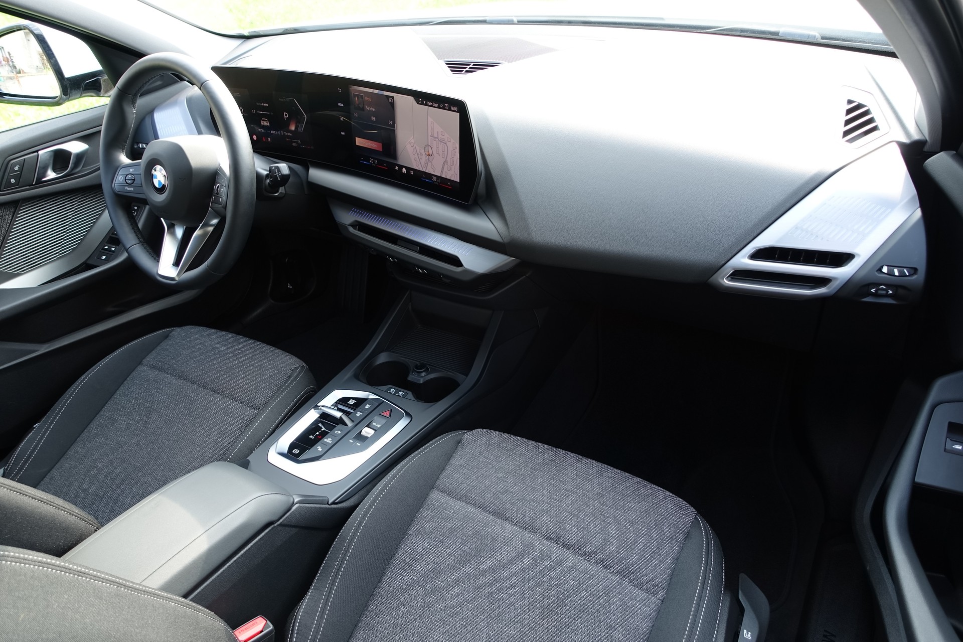 BMW 120i M Sport Steptronic *neustes Modell*-image-15