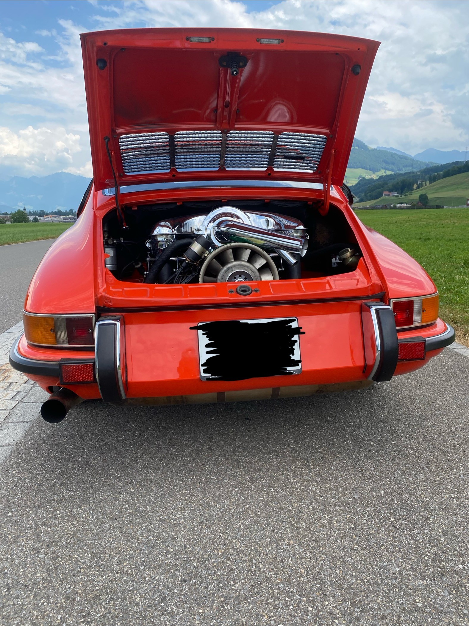 PORSCHE 911 E-image-1