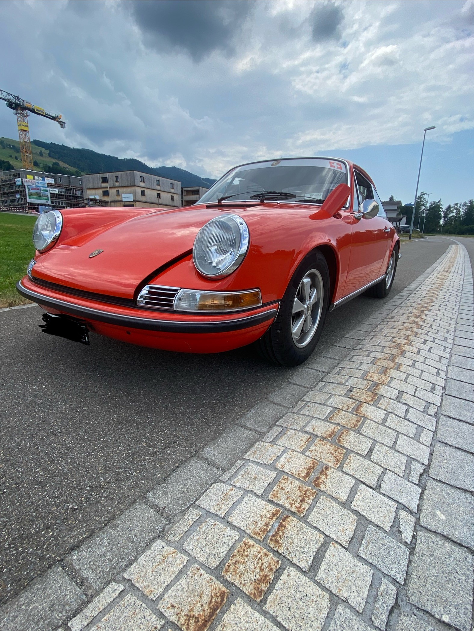 PORSCHE 911 E-image-5
