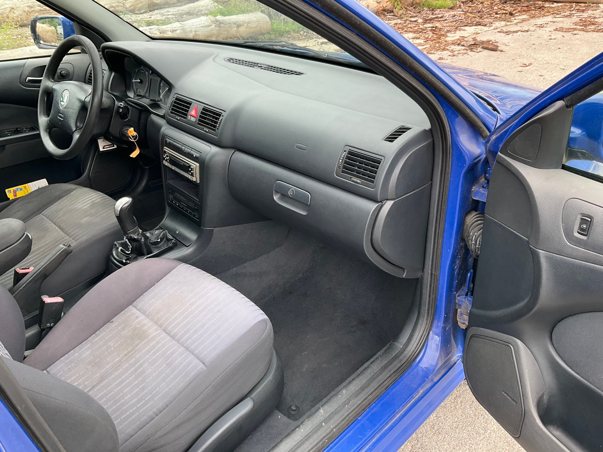 Deflettori D'Aria DGA Auto Per Skoda Octavia I (1998-2004), Porte Anteriori, Fumé, In Acrilico Con Protezione UV