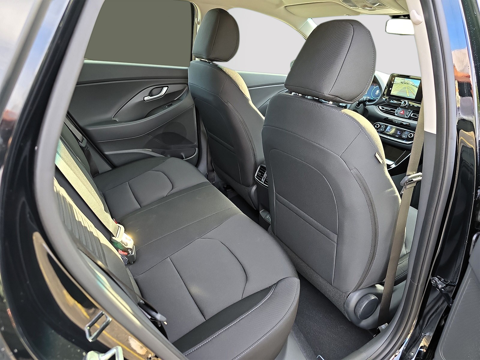 HYUNDAI i30 Wagon 1.5 T-GDi Amplia 48V MH DCT-image-12