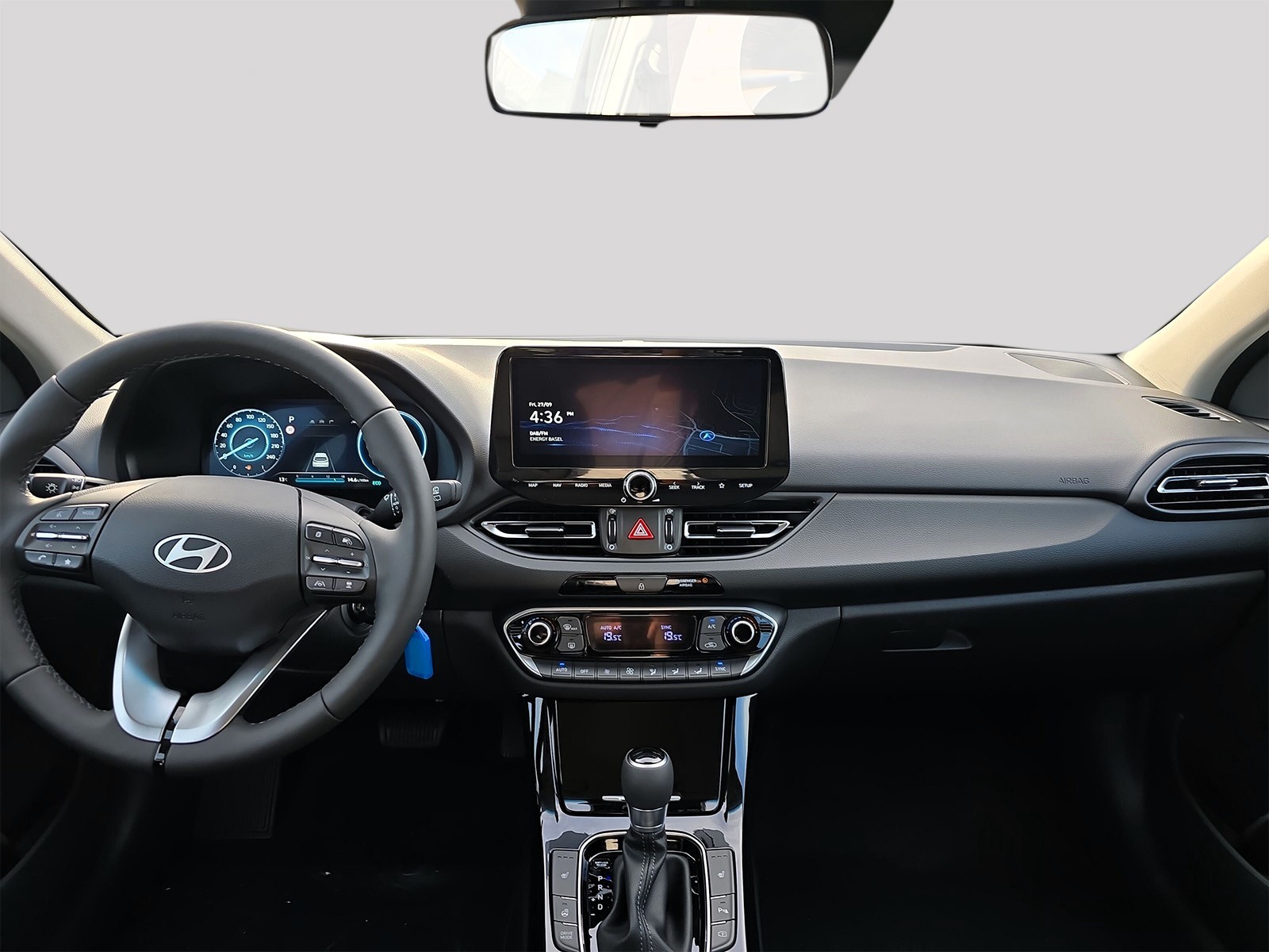 HYUNDAI i30 Wagon 1.5 T-GDi Amplia 48V MH DCT-image-6