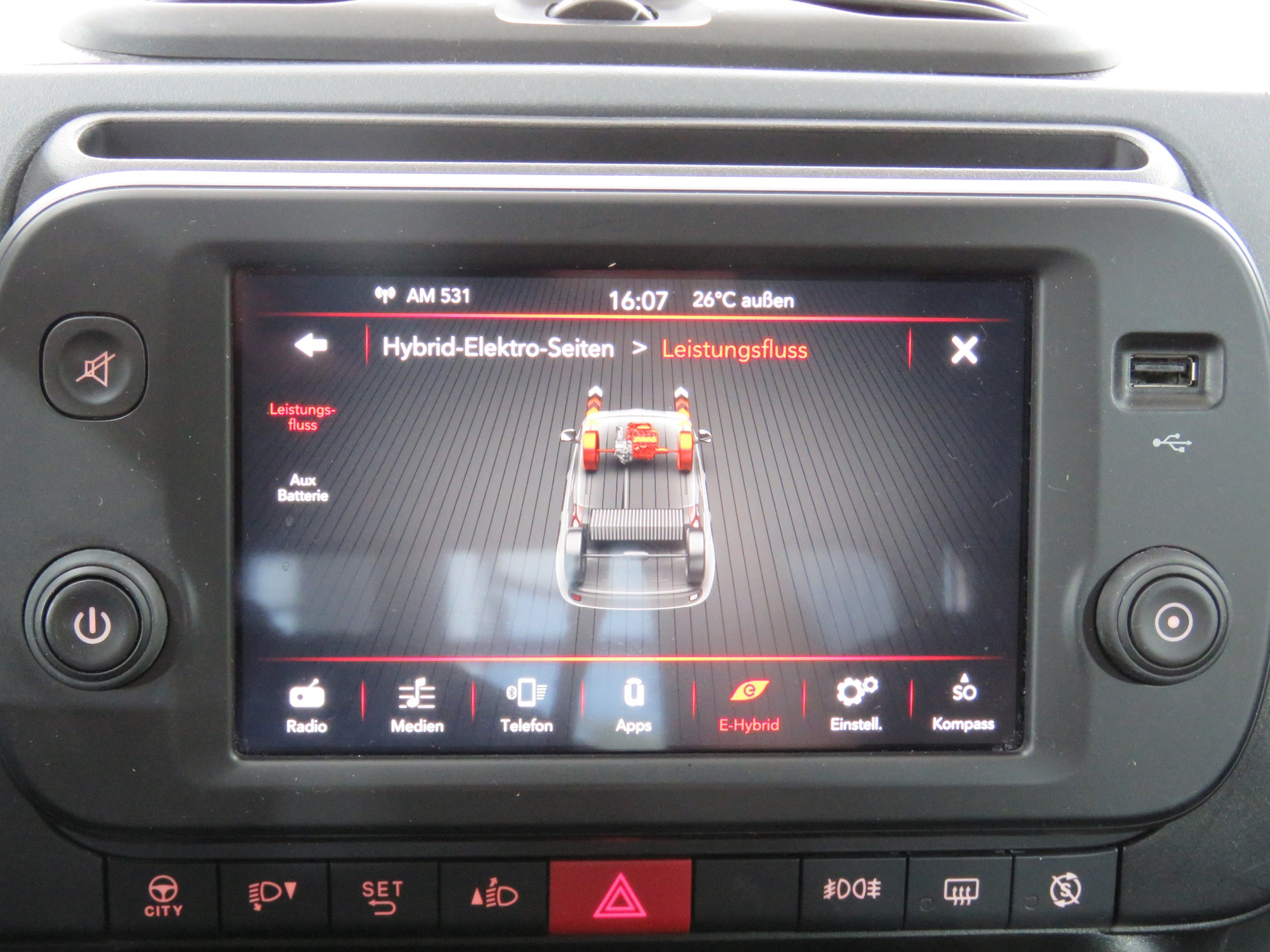 FIAT Panda 1.0 MHEV RED-image-13