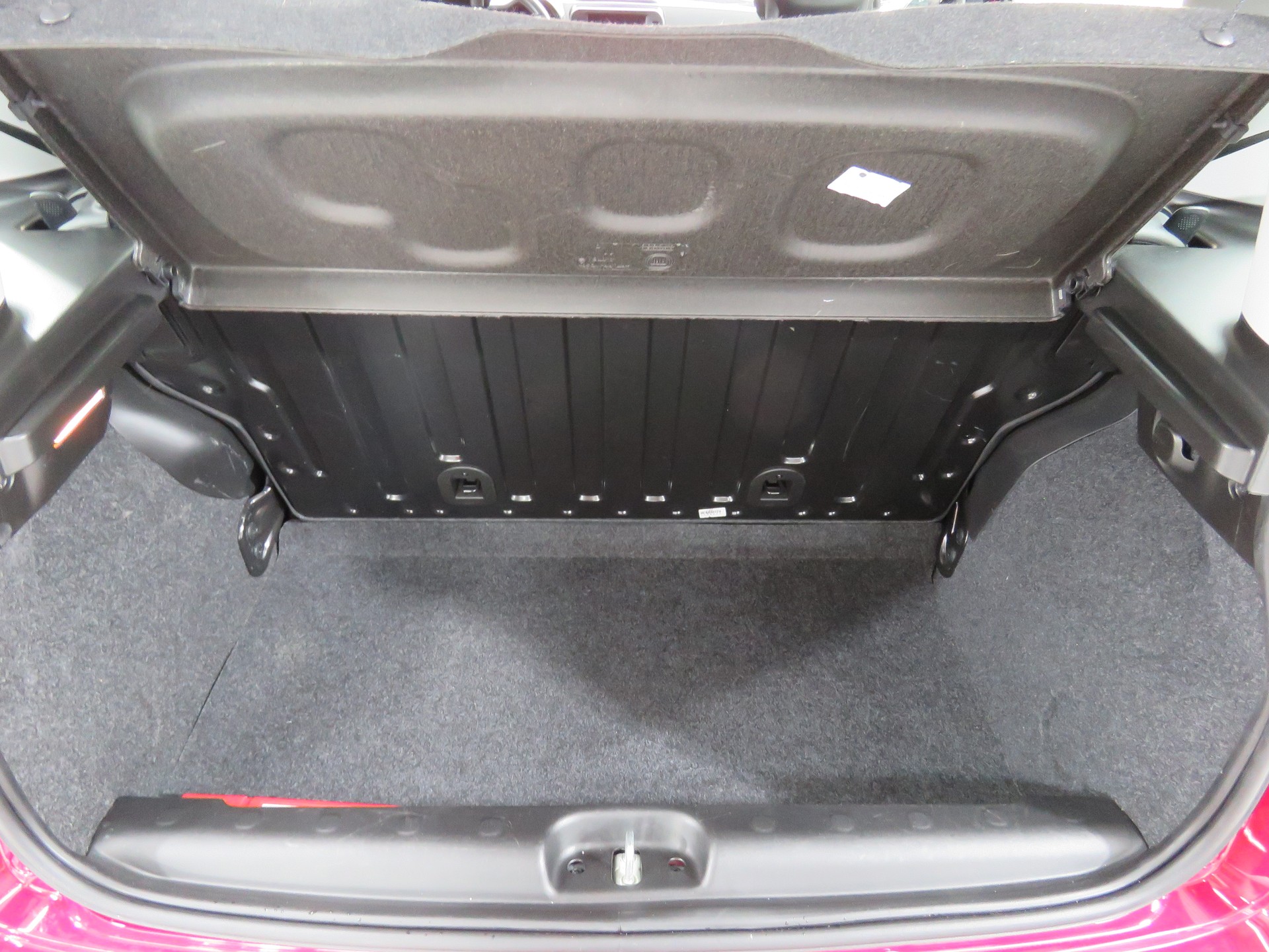 FIAT Panda 1.0 MHEV RED-image-11