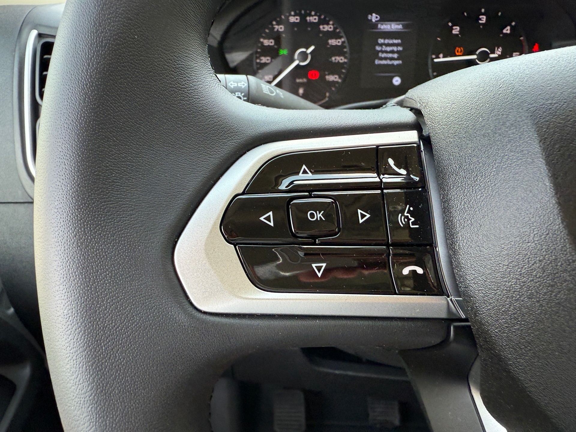 CITROEN Jumper 35+ 2.2 BlueHDi 180PS L4H3 Ersatzrad Lederlenkrad 270° Türen Armlehne, Alle Grössen verfügbar!-image-13