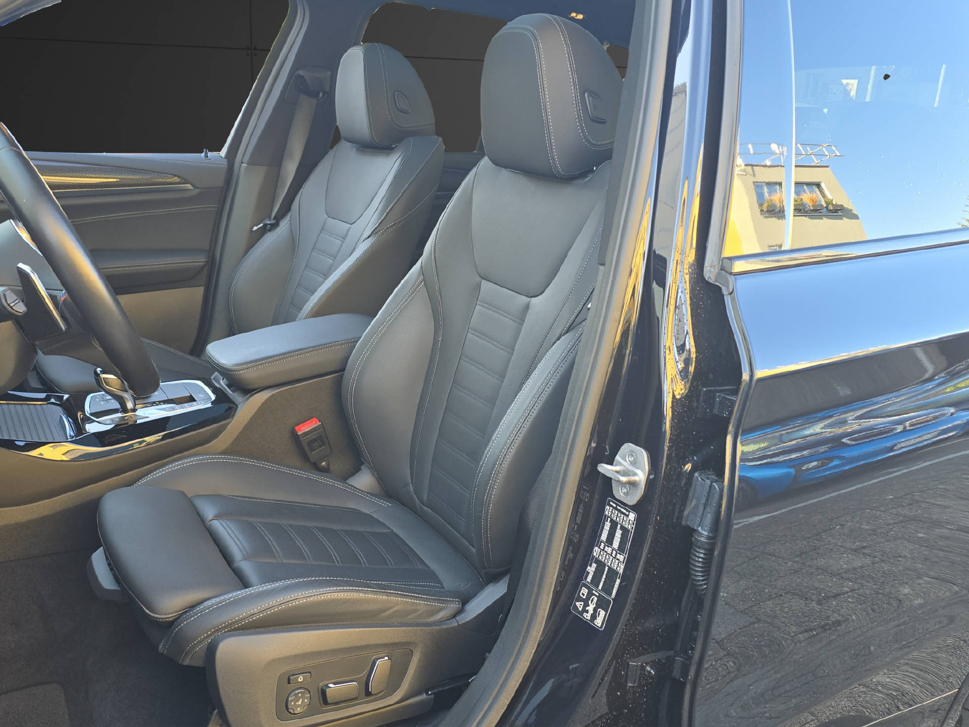 BMW X3 M40d ** 5 Jahre BMW GARANTIE // 2'400 kg Anhängelast **-image-8