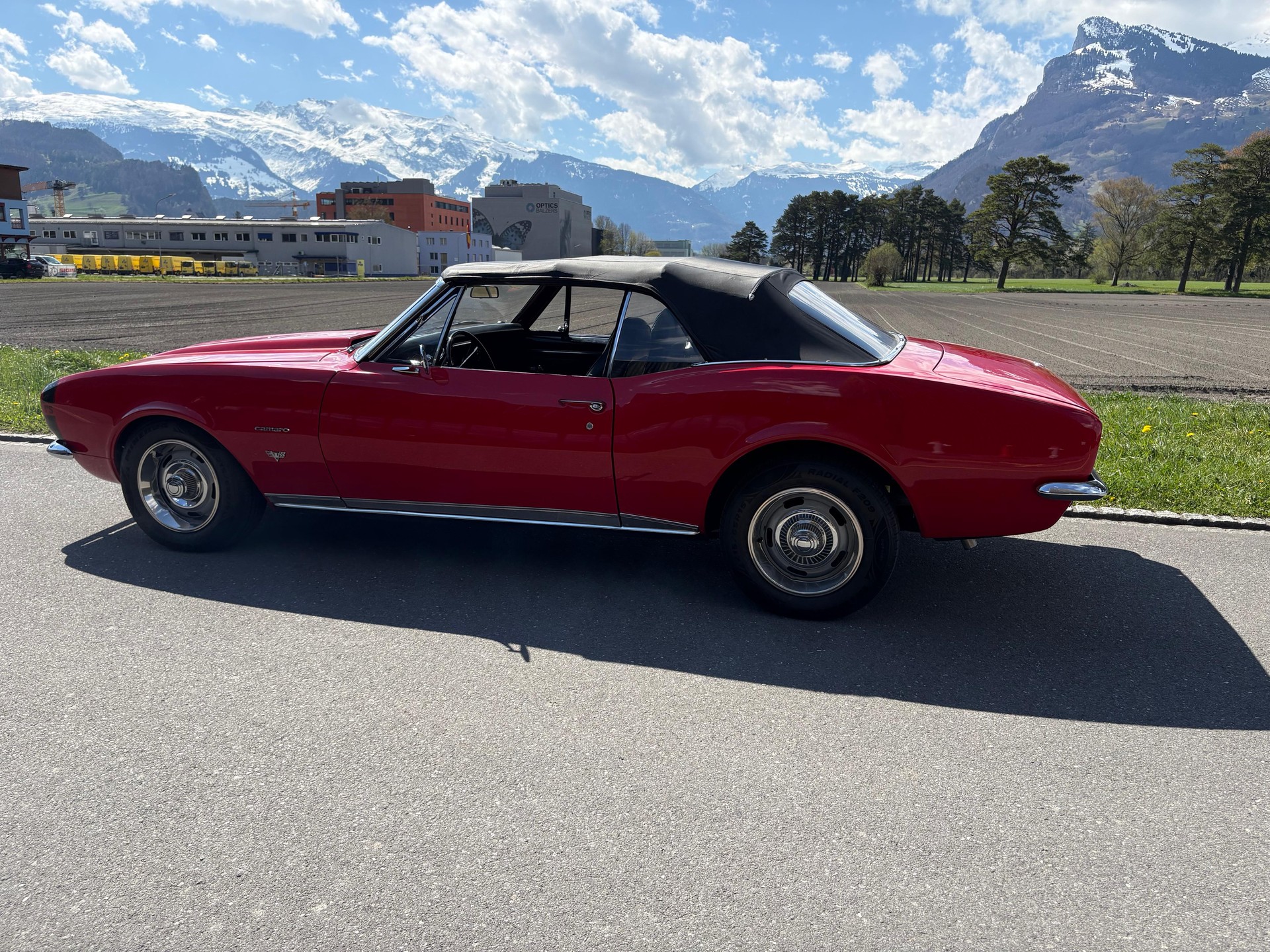 CHEVROLET Camaro RS Convertible-image-10