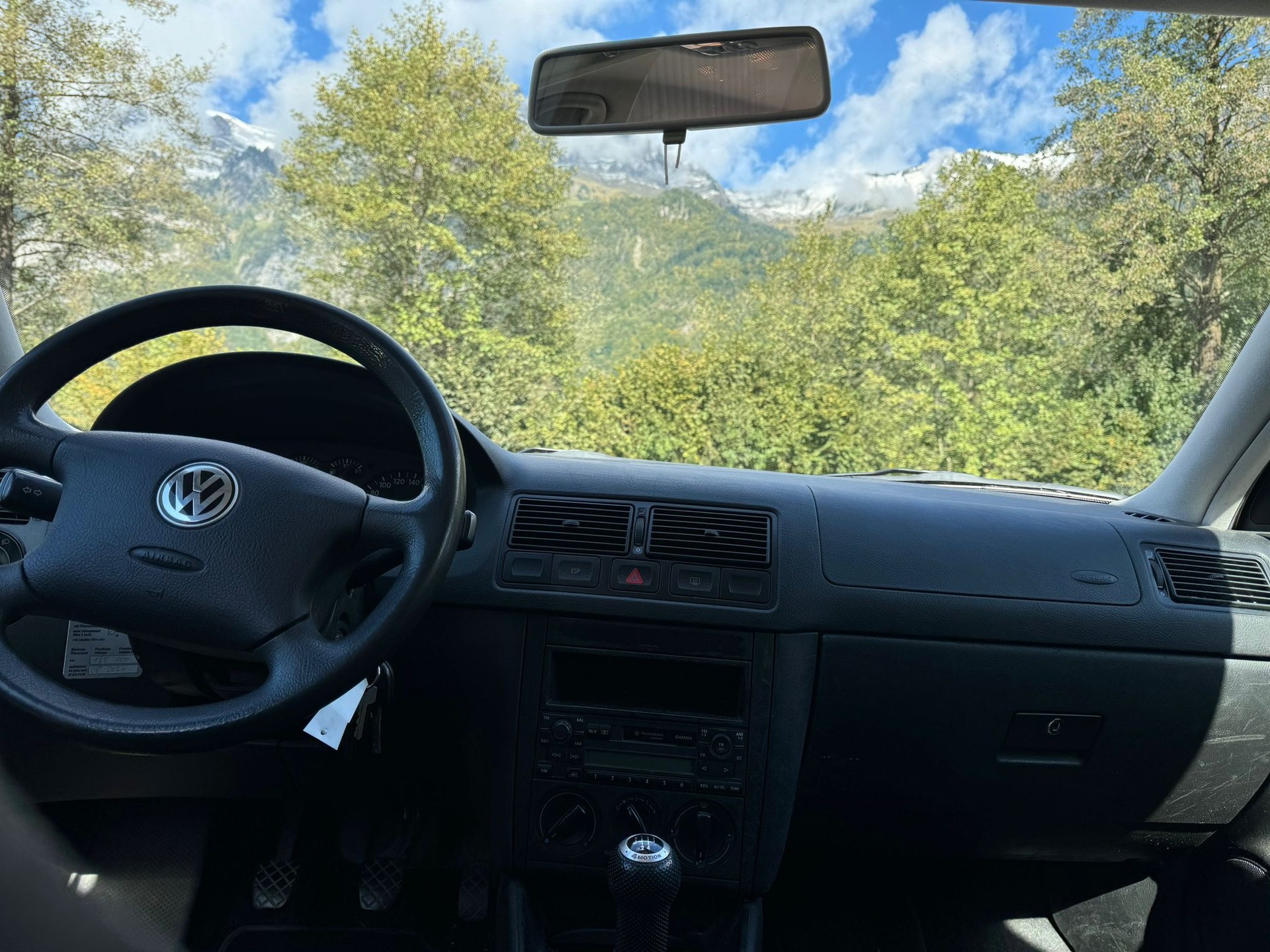 VW Golf Variant 2.0 Comfortline 4Motion-image-11