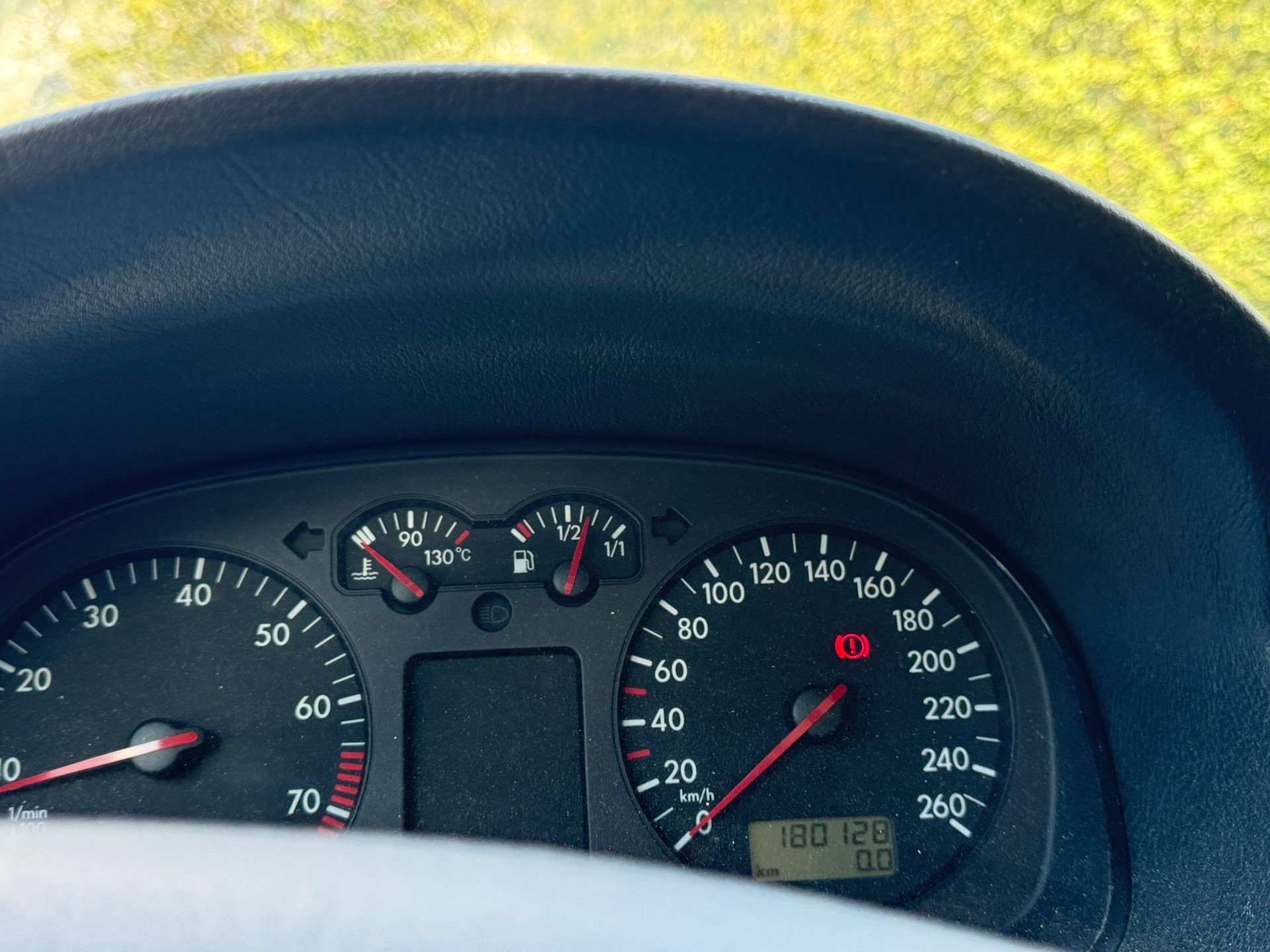 VW Golf Variant 2.0 Comfortline 4Motion-image-15