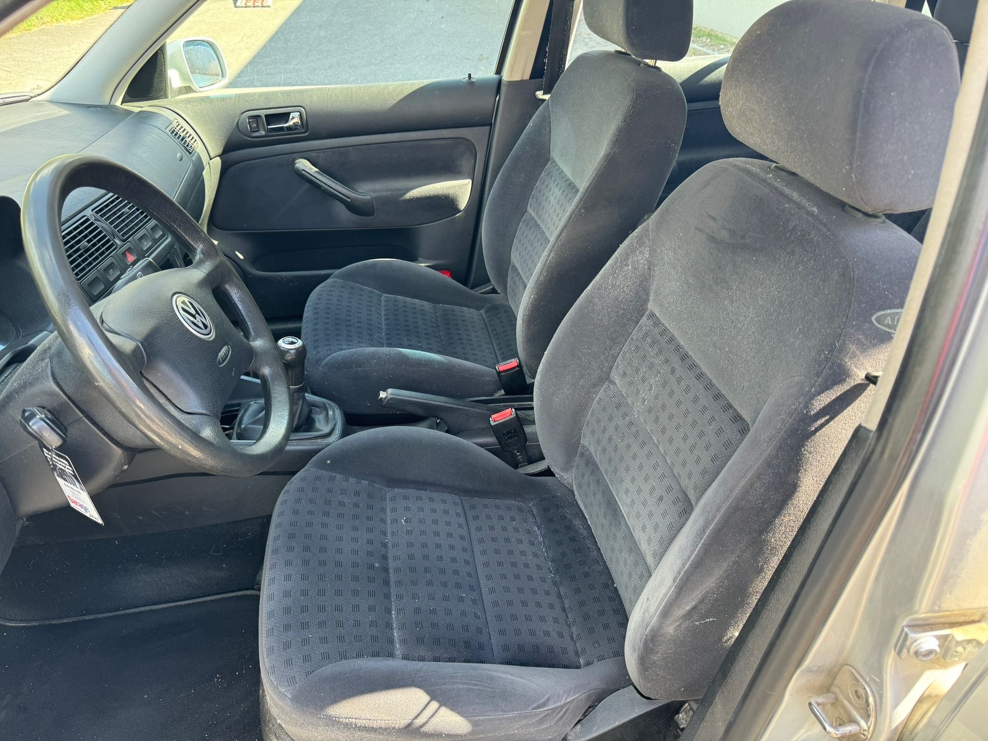 VW Golf Variant 2.0 Comfortline 4Motion-image-12