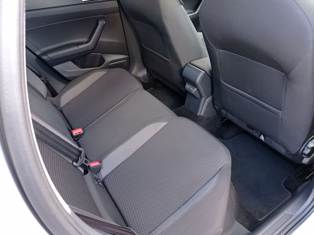 VW Taigo 1.0 TSI Life United DSG-image-11