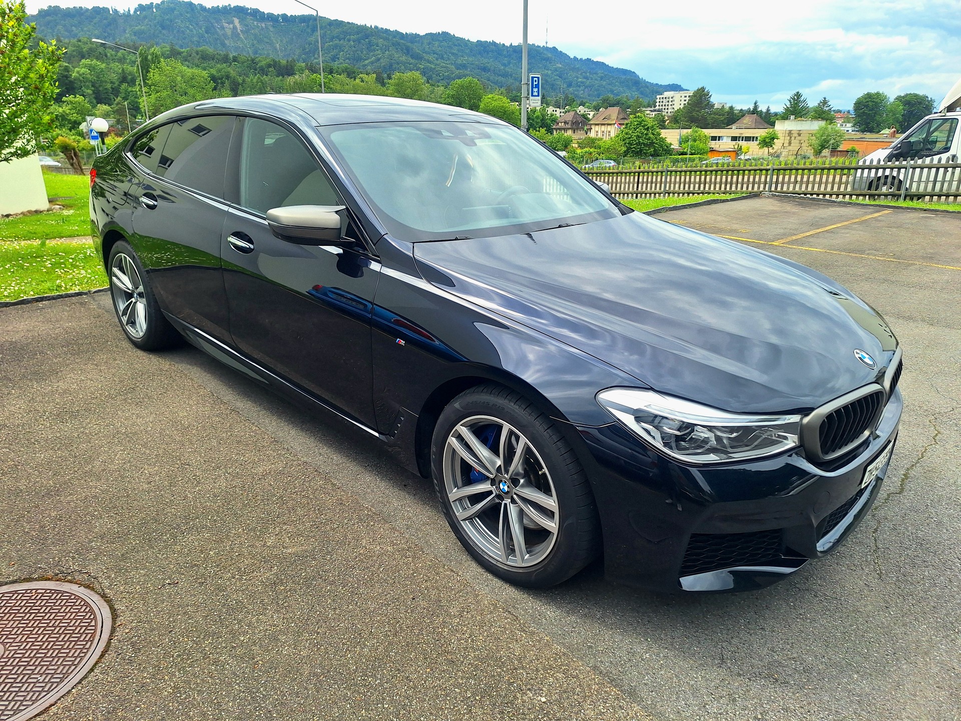 BMW 630d GT xDrive, M-Paket, Head-Up, Massagensitze, Panoramadach, MfK-image-0