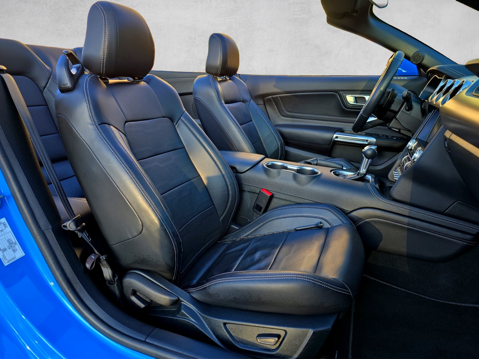 FORD 5.0 V8 GT Special Carbon Edition-image-17