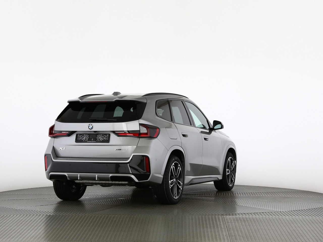 BMW X1 xDr23i 48V M Sport Pro-image-11