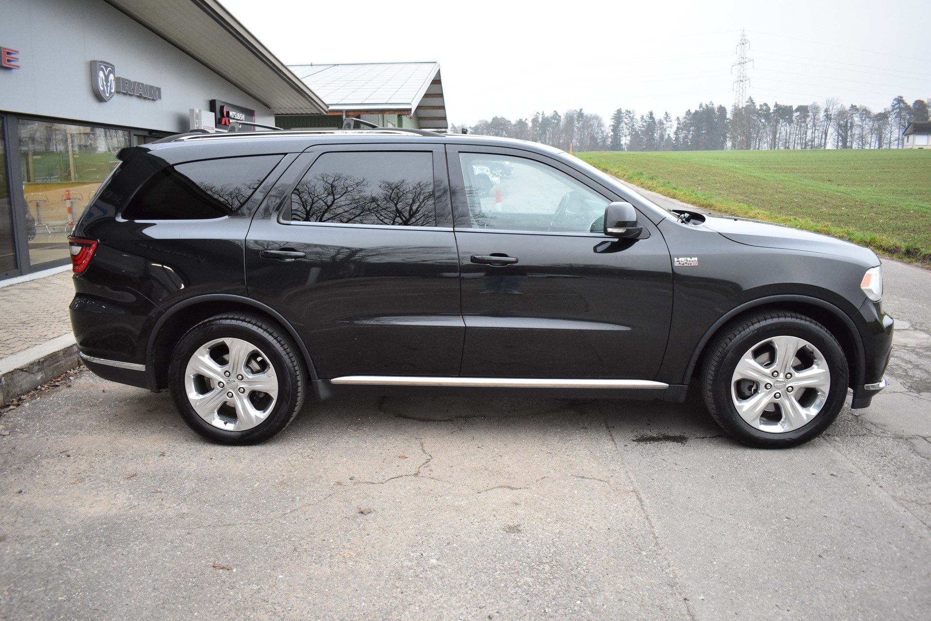 DODGE Durango Limited 5.7 AWD-image-4