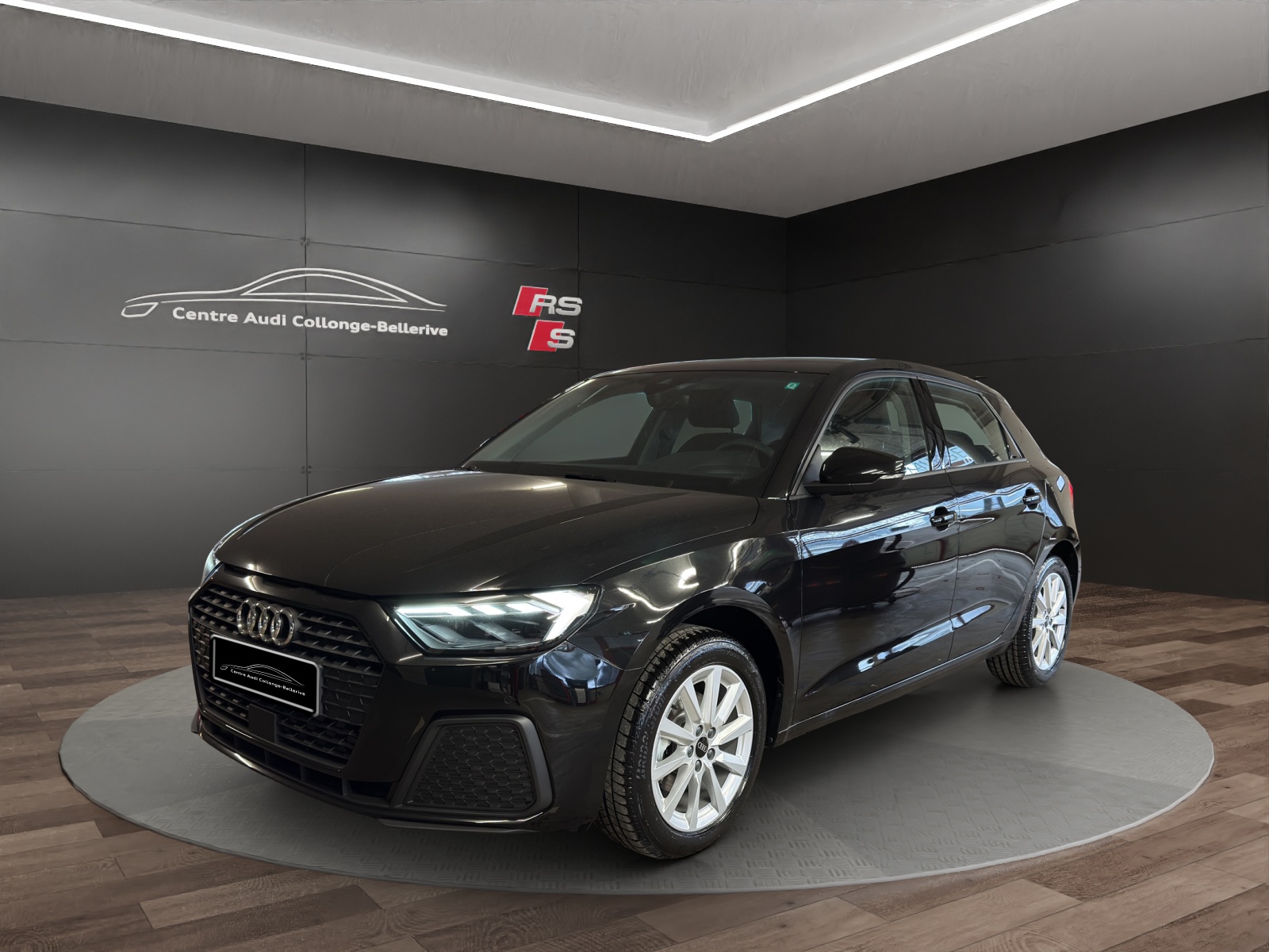 AUDI A1 Sportback 30 TFSI Attraction S-tronic-image-0