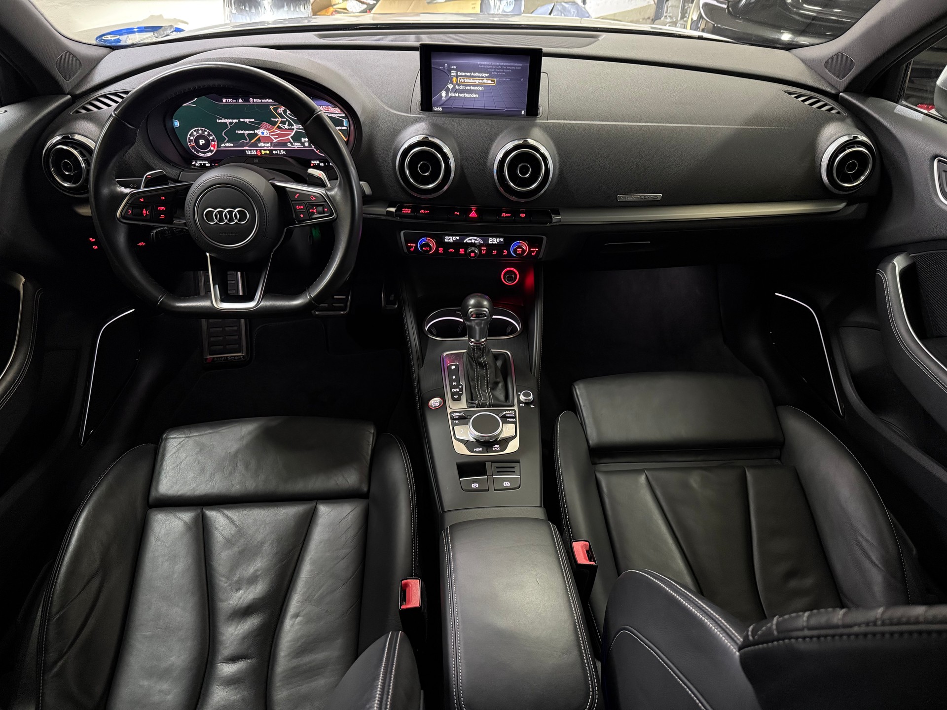 AUDI S3 Sportback 2.0 TFSI quattro S-tronic-image-10