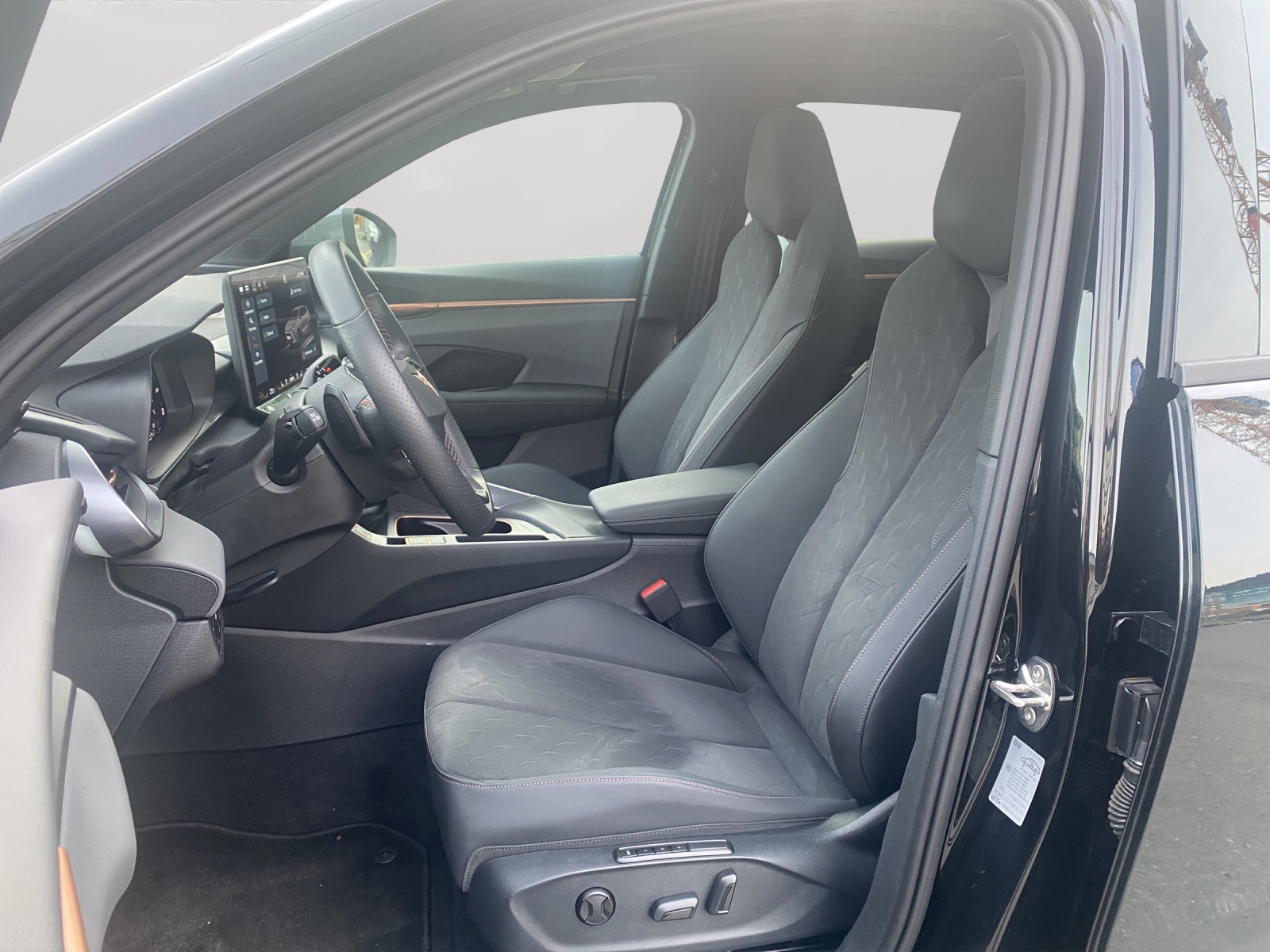 CUPRA CUPRA Terramar 2.0 TSI DSG 4Drive VZ AHK-image-10