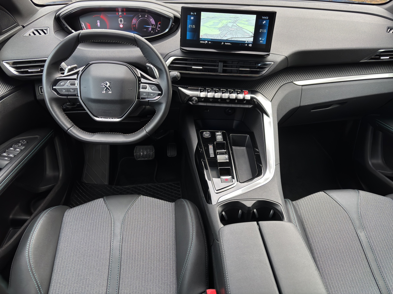 PEUGEOT 5008 1.5 BlueHDi Allure Pack EAT8-image-8