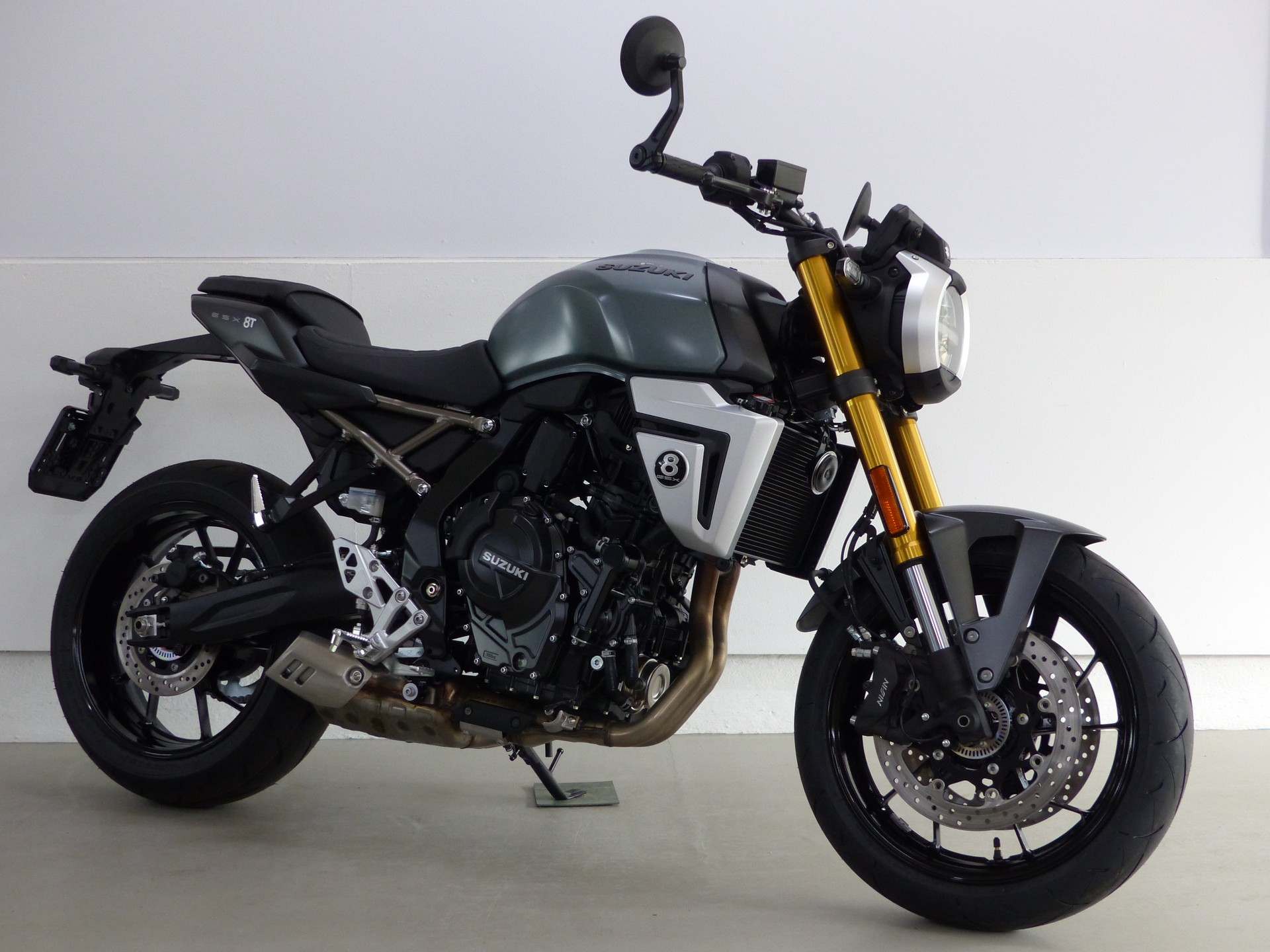 SUZUKI GSX-8T ABS 35kW-showroom-element-1