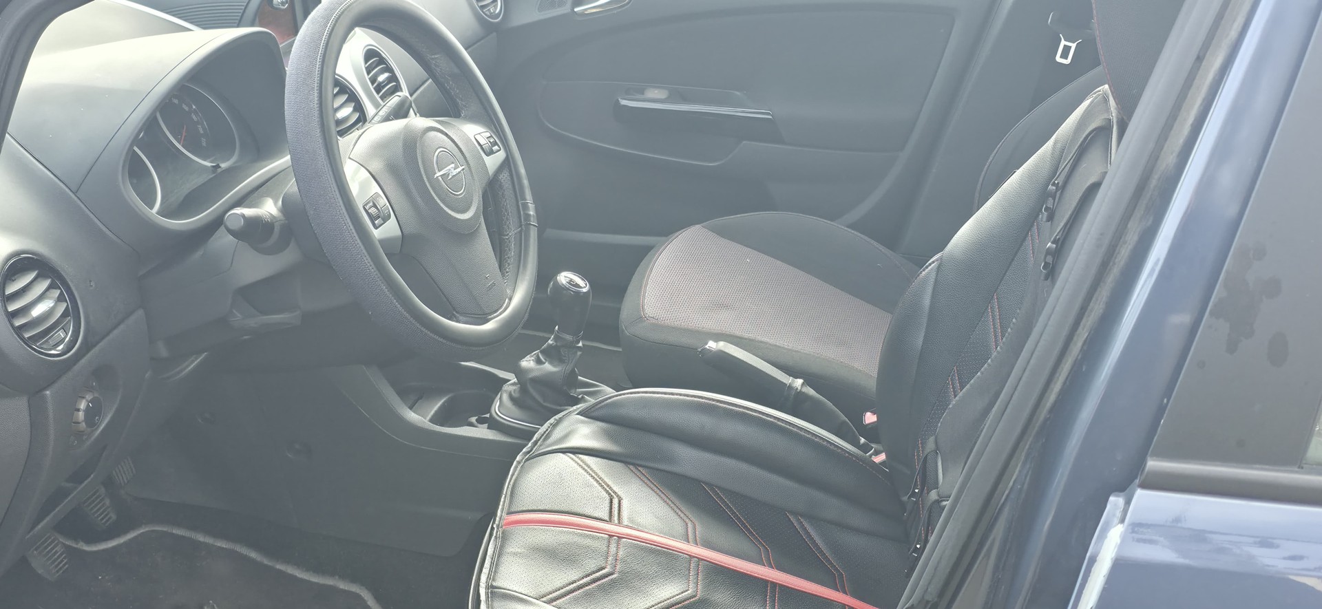 OPEL Corsa 1.7 CDTI Sport-image-4