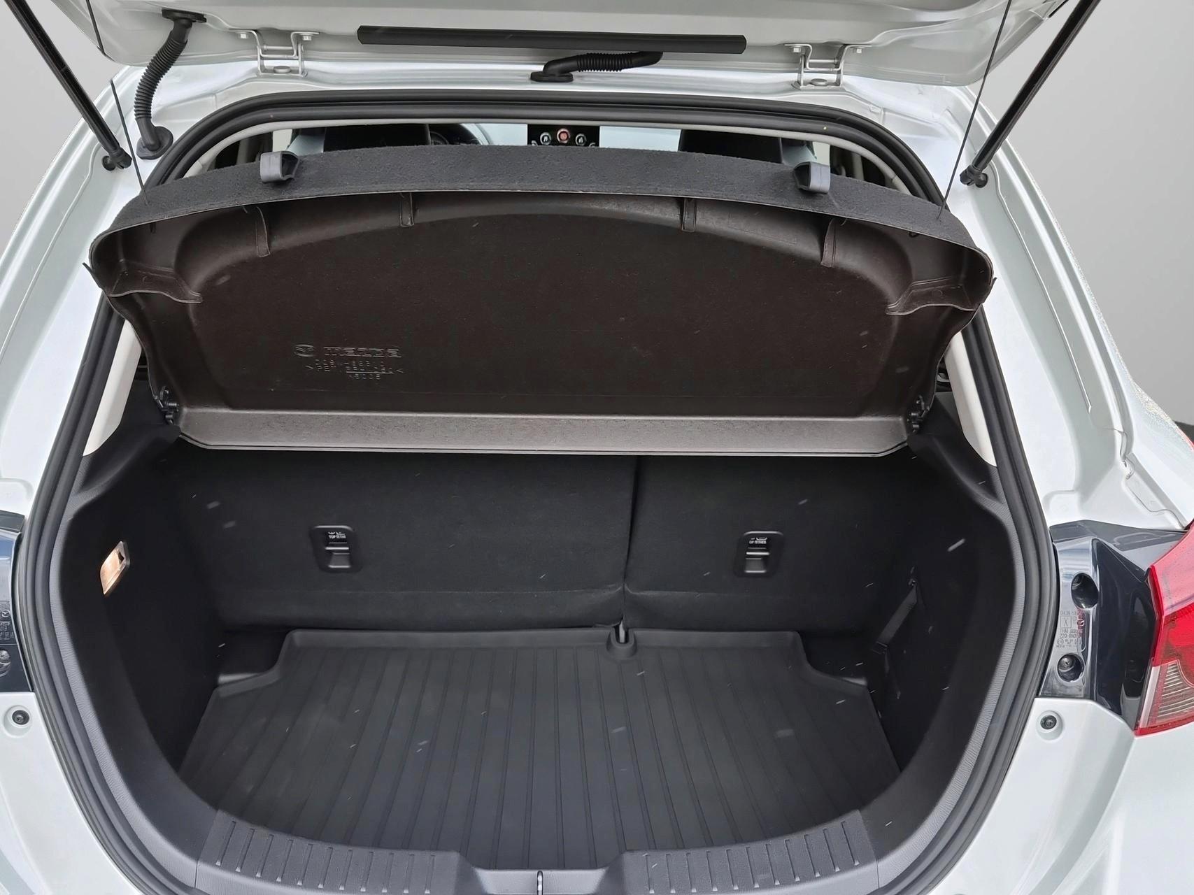 MAZDA 2 SKYACTIV-G 90 Homura Aka Automat-image-15