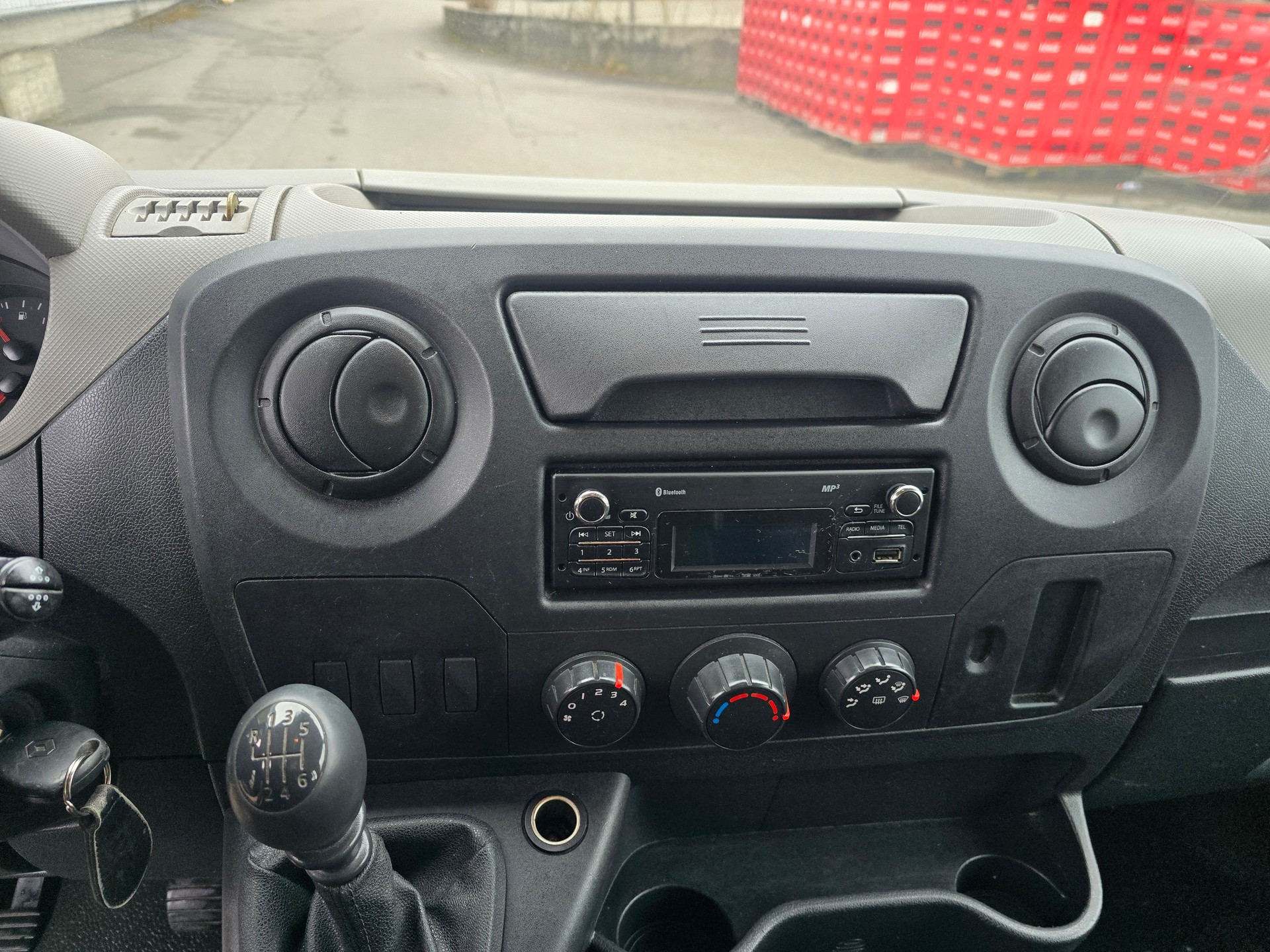 RENAULT Master T35 2.3dCi 130 L3H2-image-19