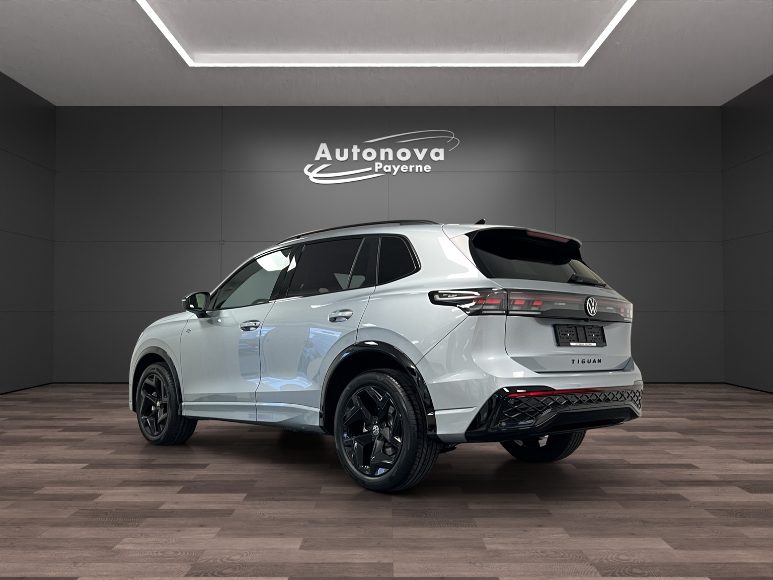 VW Tiguan 1.5 TSI evo2 eHybrid R-Line DSG-image-3