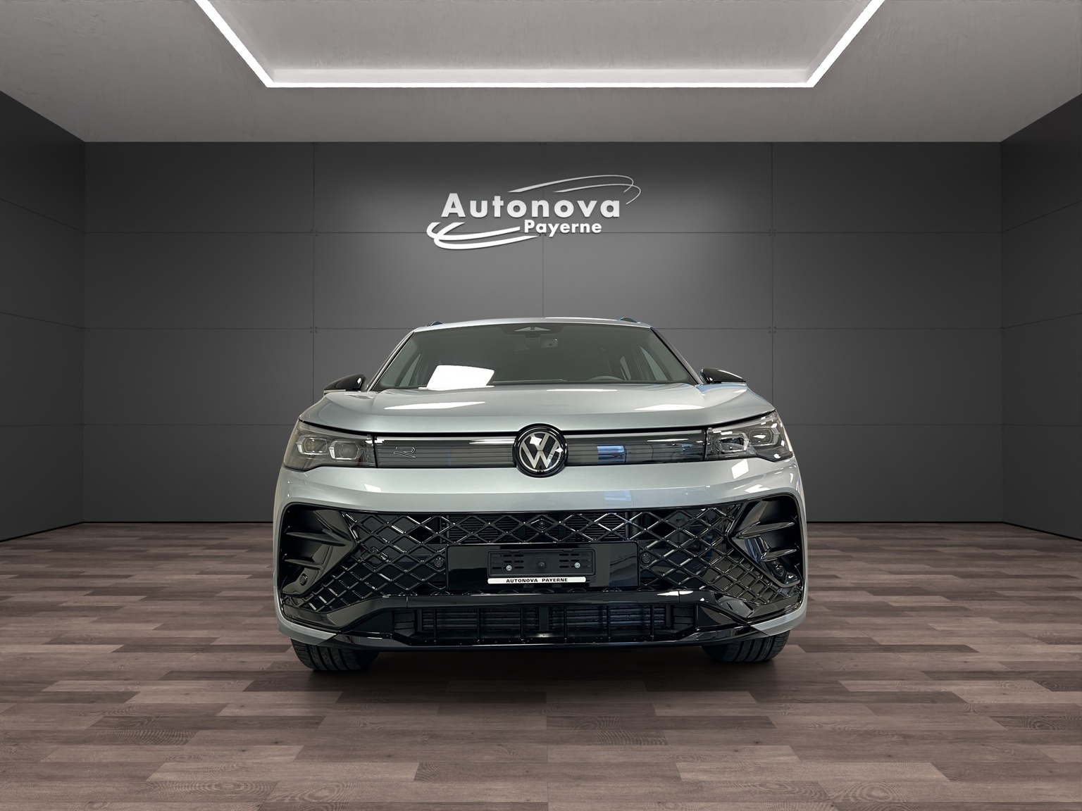 VW Tiguan 1.5 TSI evo2 eHybrid R-Line DSG-image-1