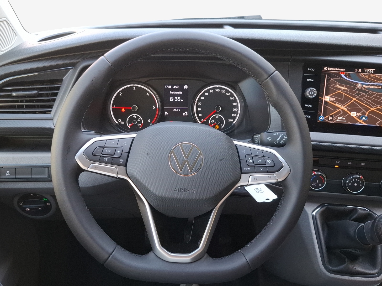 VW T6.1 2.0 TDI 4Motion-image-9