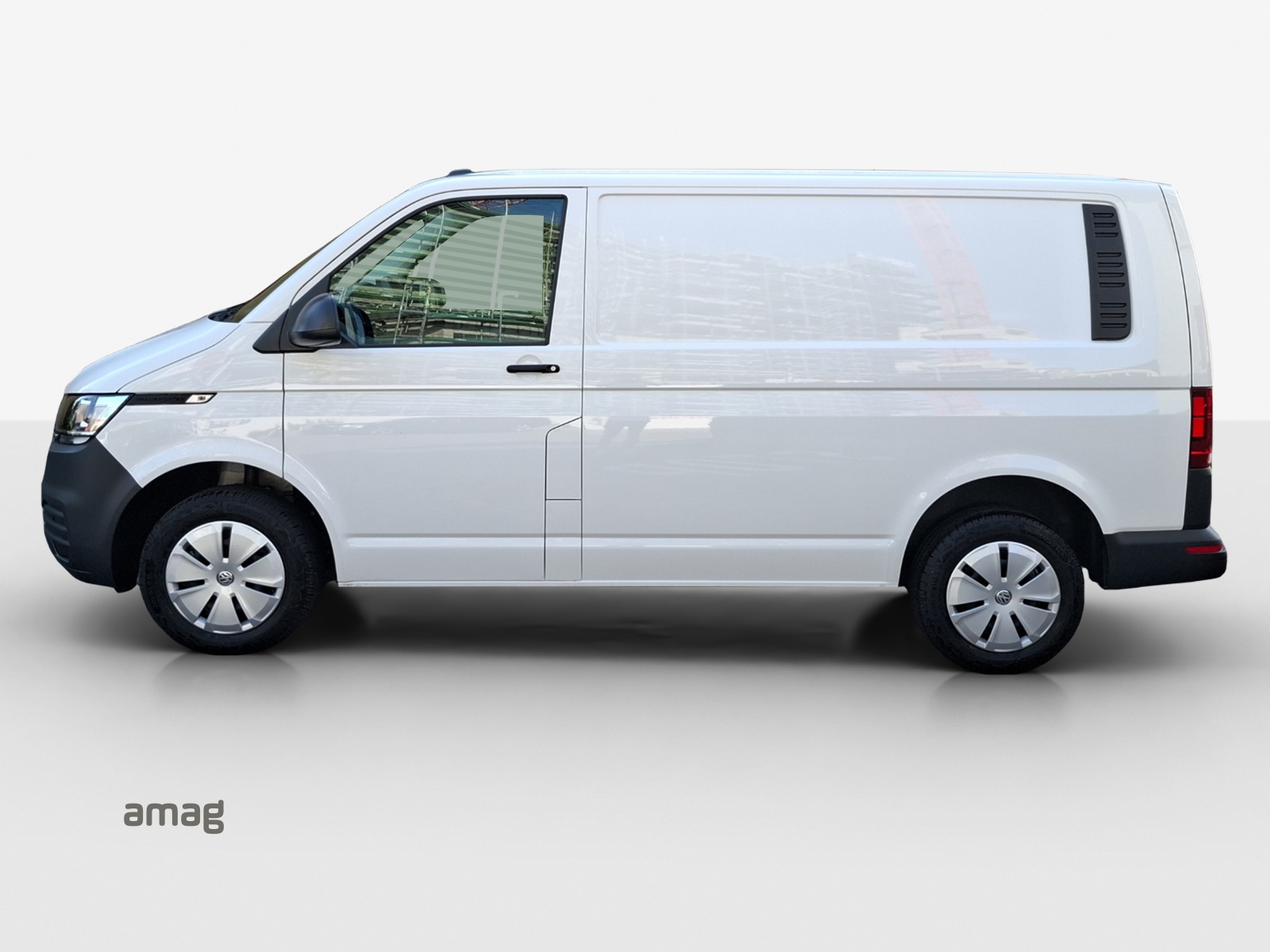 VW T6.1 2.0 TDI 4Motion-image-1