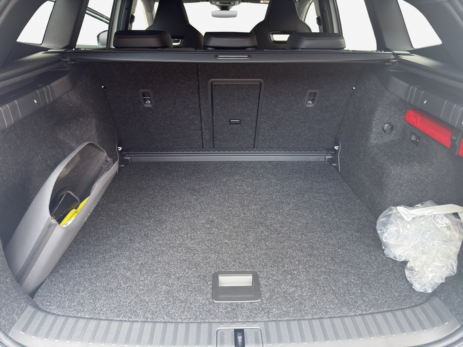 SKODA Enyaq 4x4 RS-image-12