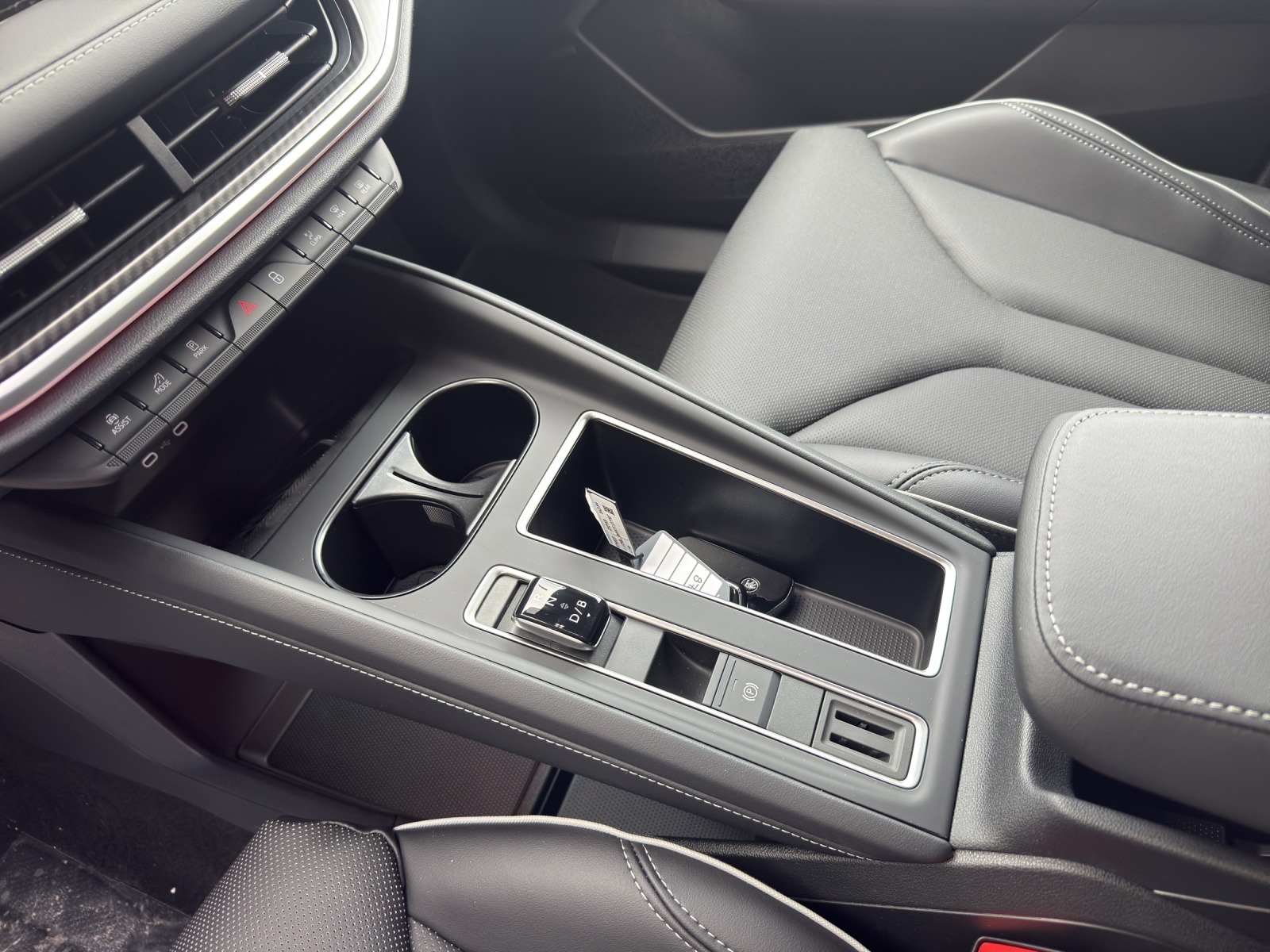 SKODA Enyaq 4x4 RS-image-10