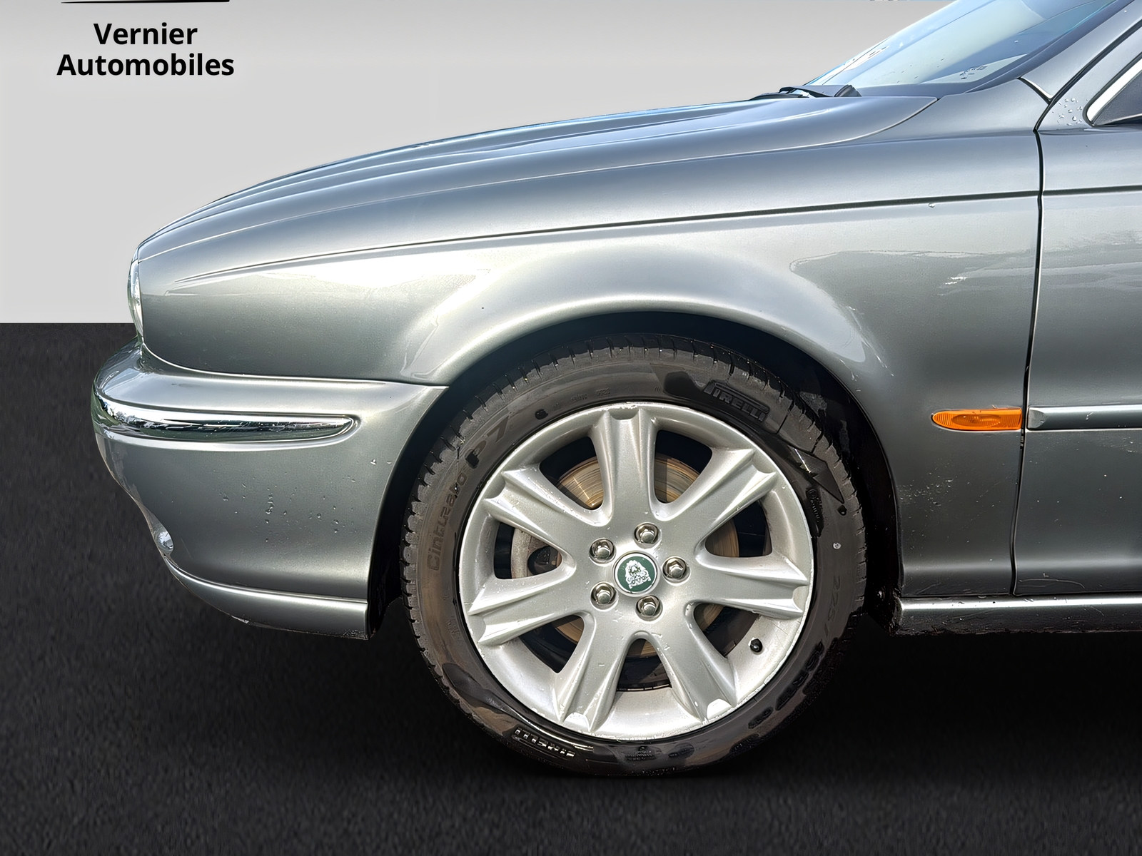 JAGUAR X-Type 3.0 V6 Traction4 Executive-image-7