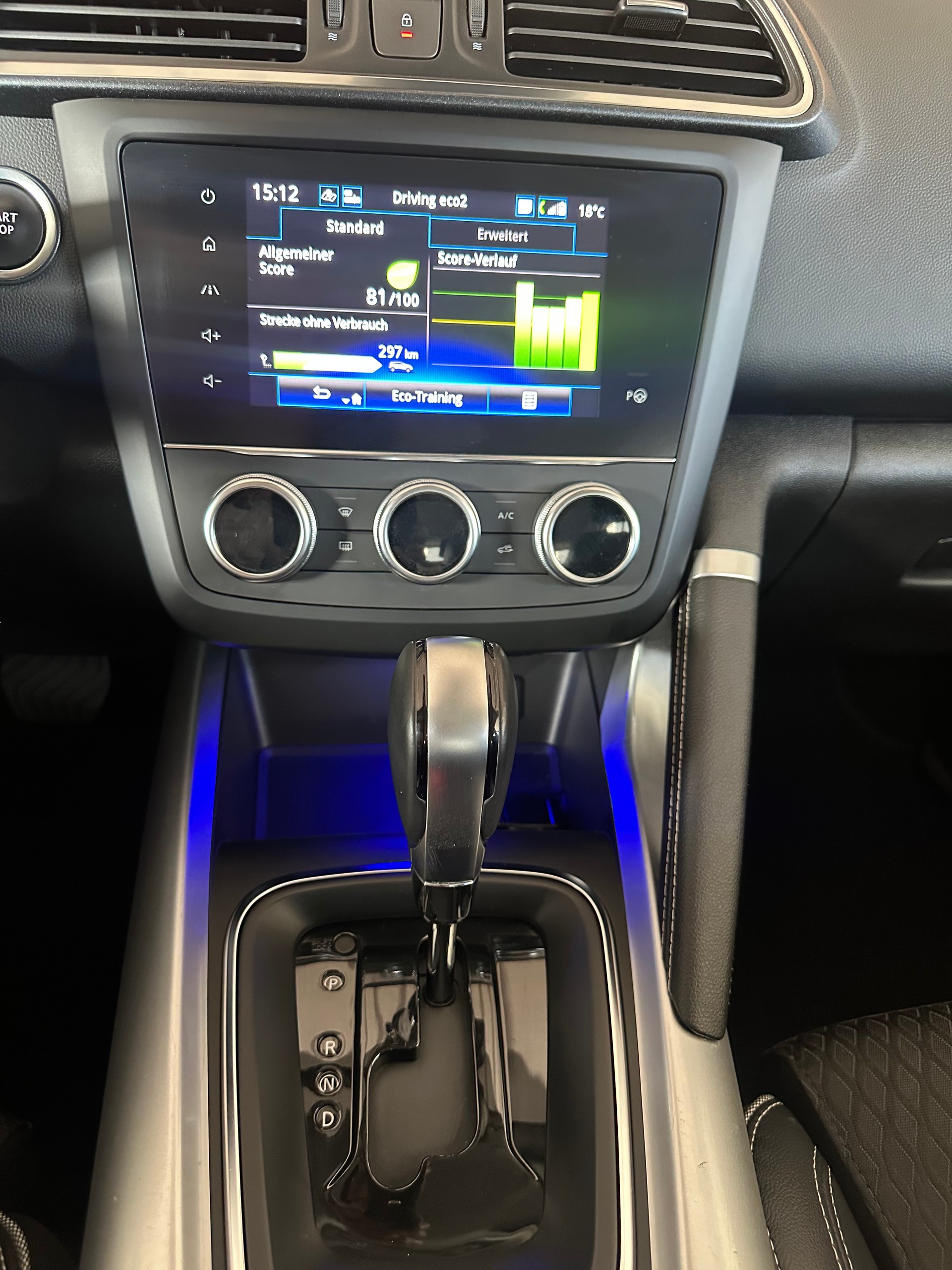 RENAULT Kadjar 1.3 16V Turbo Intens EDC-image-15