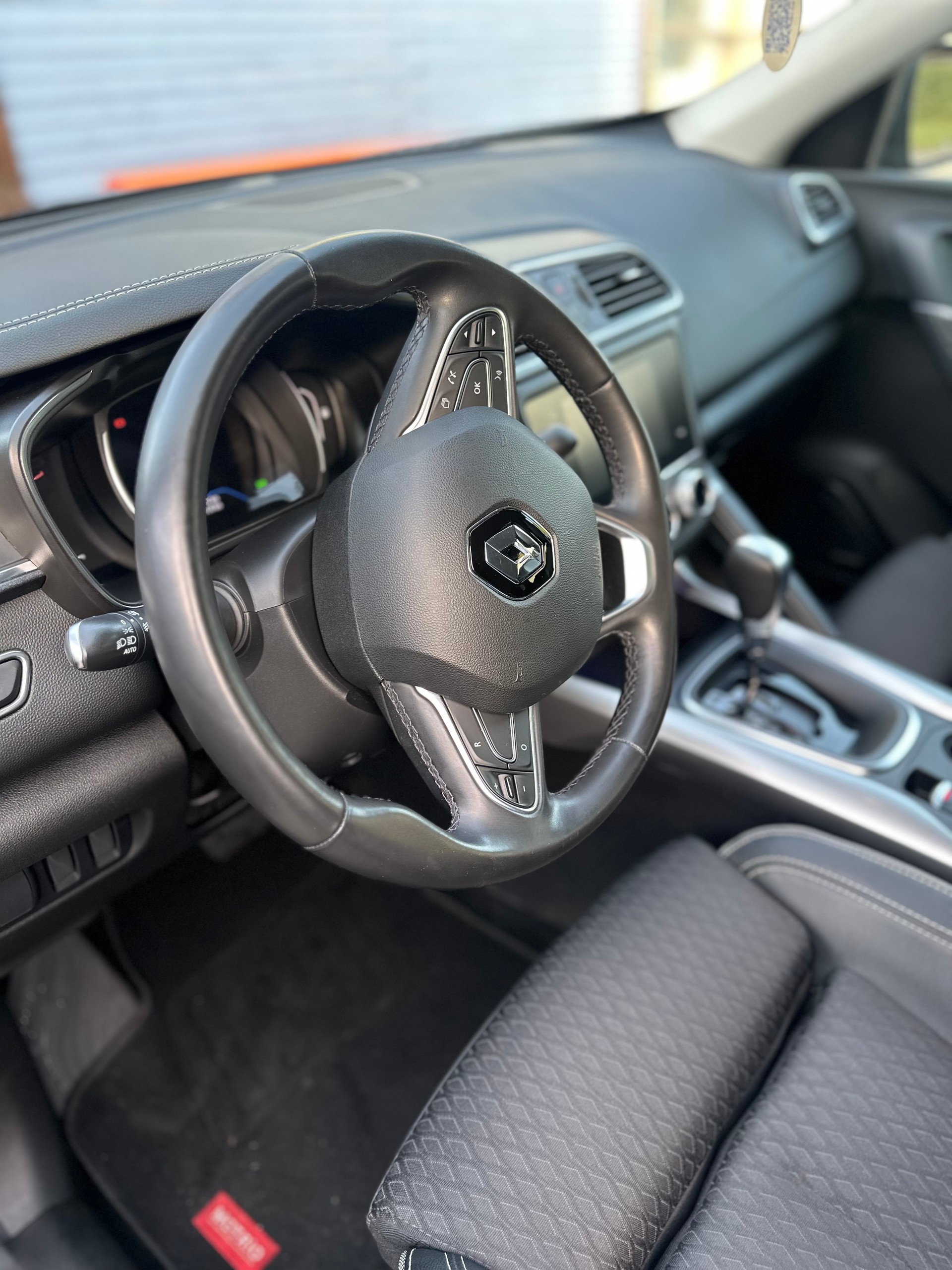 RENAULT Kadjar 1.3 16V Turbo Intens EDC-image-12