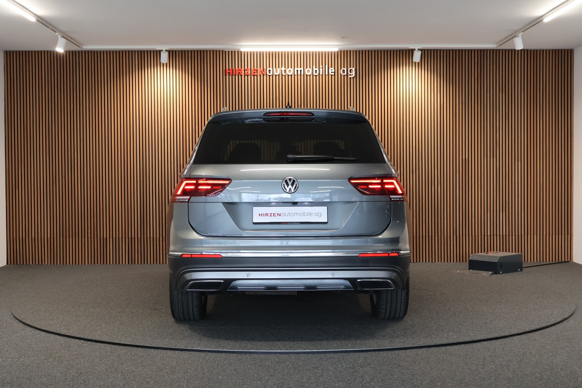 VW Tiguan Allspace 2.0 TDI SCR Highline 4Motion DSG-image-3
