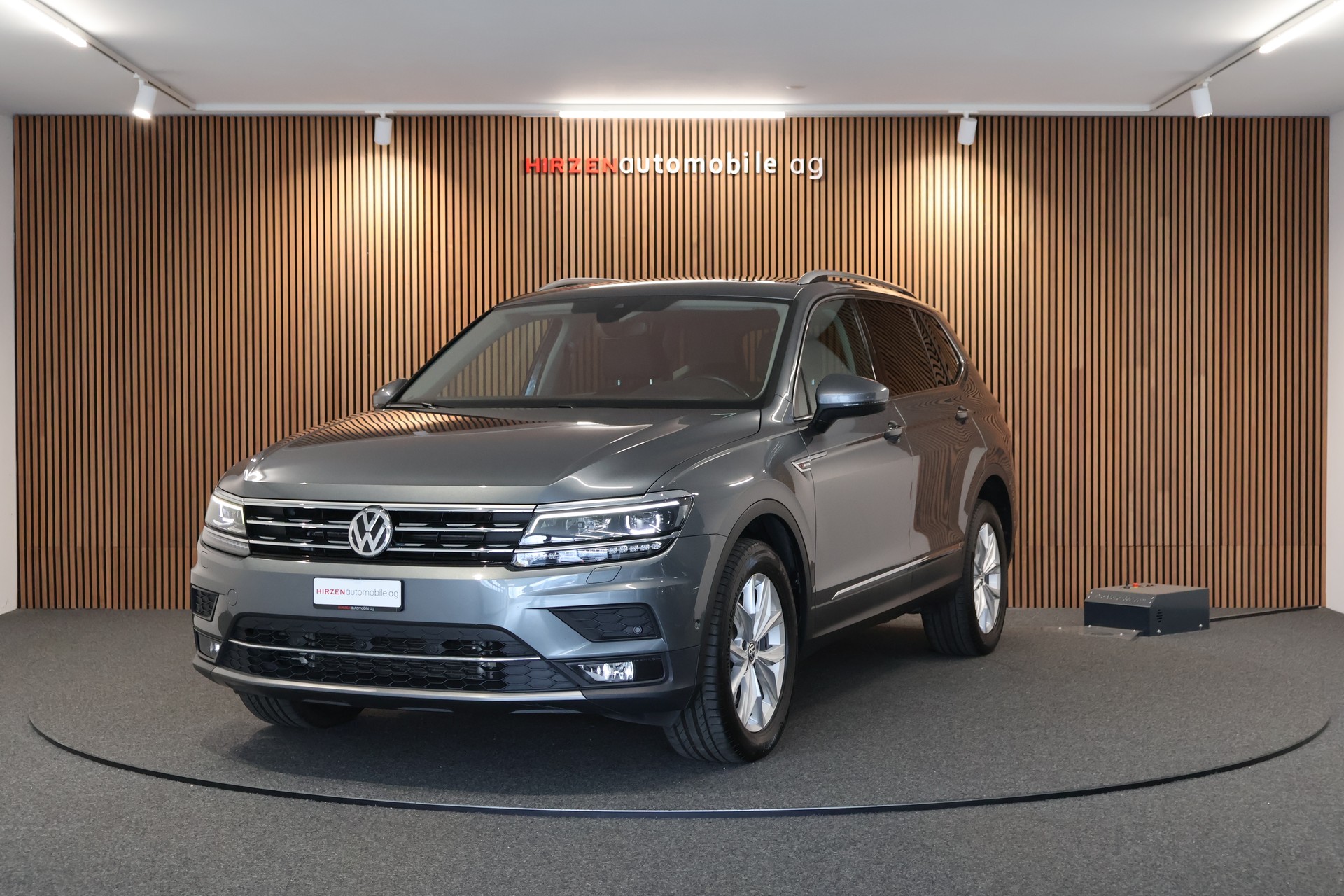 VW Tiguan Allspace 2.0 TDI SCR Highline 4Motion DSG-image-0