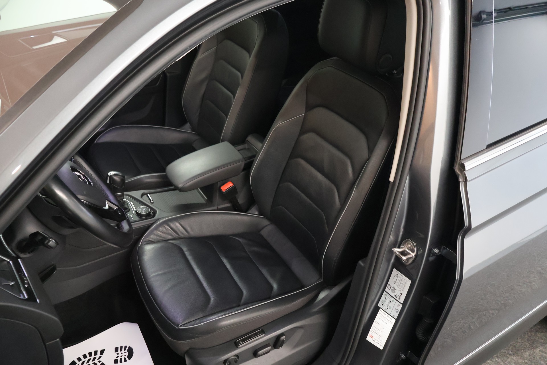 VW Tiguan Allspace 2.0 TDI SCR Highline 4Motion DSG-image-10