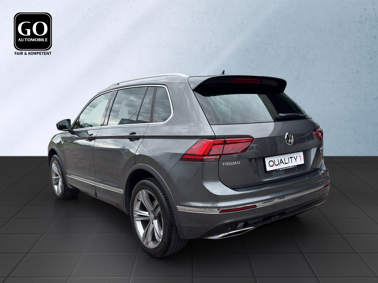 VW Tiguan 2.0TSI R-Line Highline 4Motion*220PS*-image-4