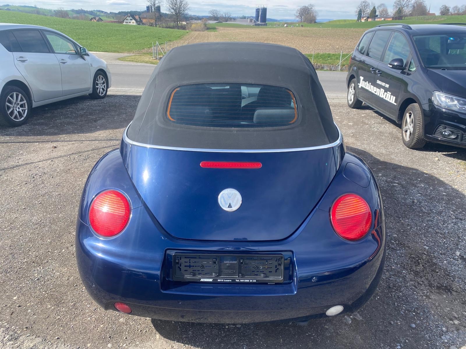 VW Beetle Cabrio 1.6-image-6