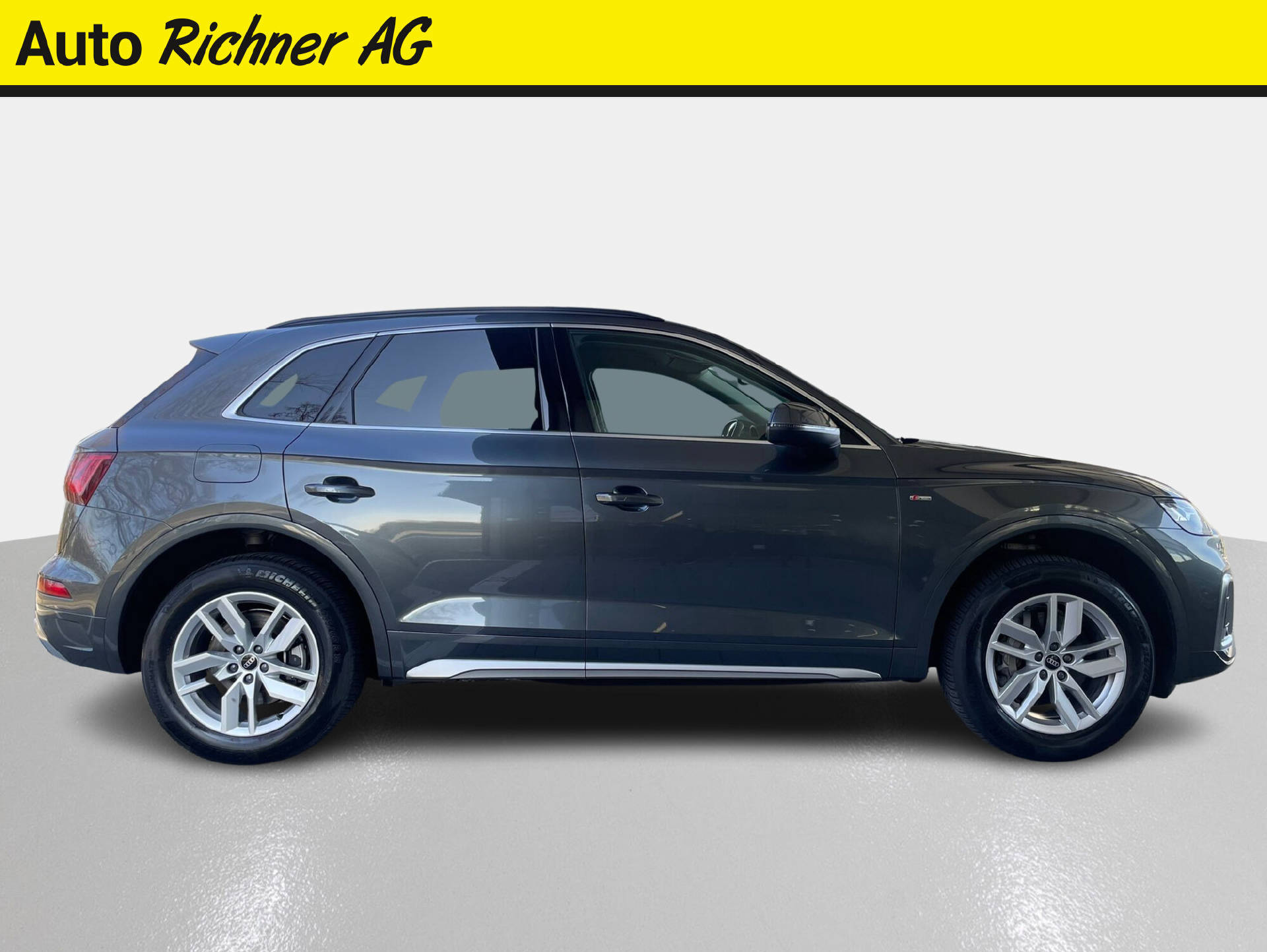 AUDI Q5 2.0 40 TDI S Line quattro S-Tronic-image-2