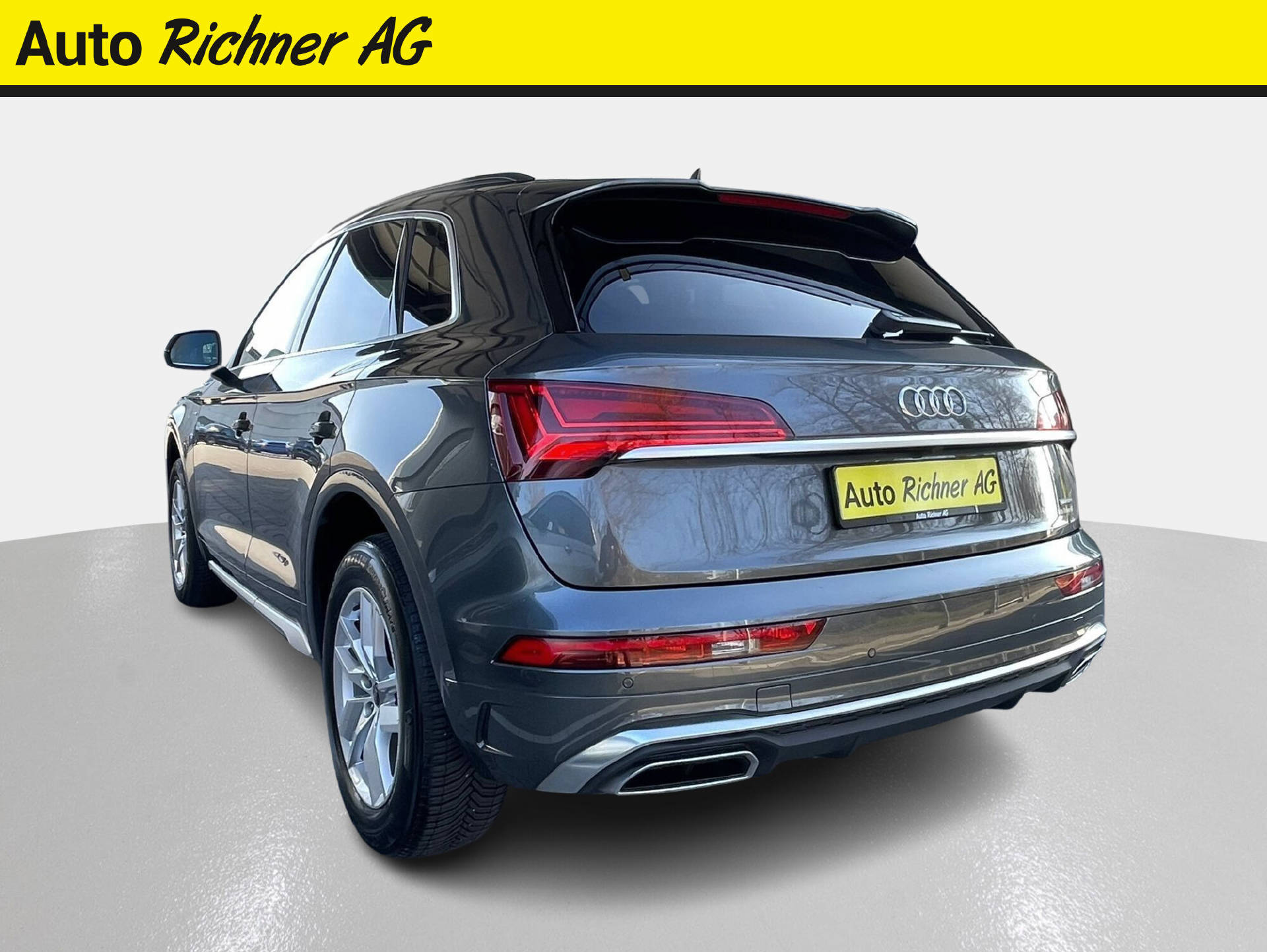 AUDI Q5 2.0 40 TDI S Line quattro S-Tronic-image-4
