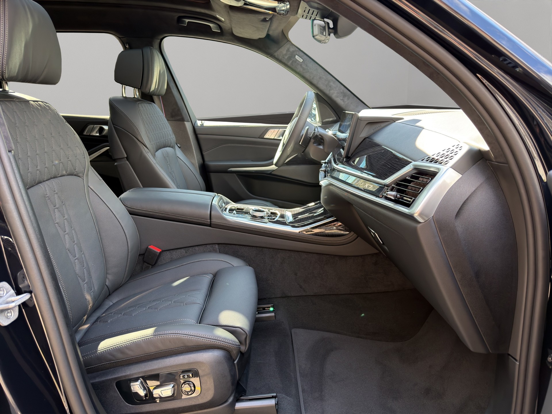 BMW X7 xDrive 48V 40d M Sport Pro Steptronic-image-19