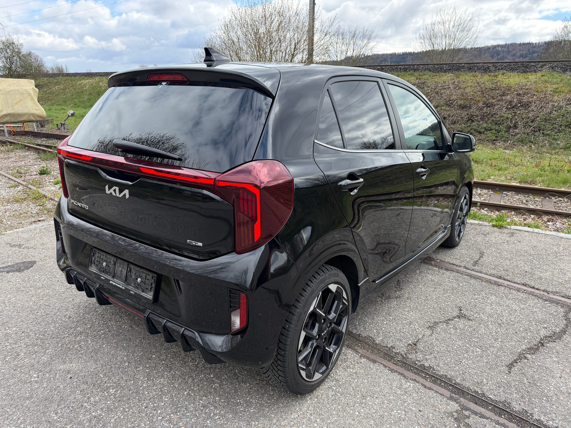 KIA Picanto 1.2 CVVT GT-Line Automatic-image-5